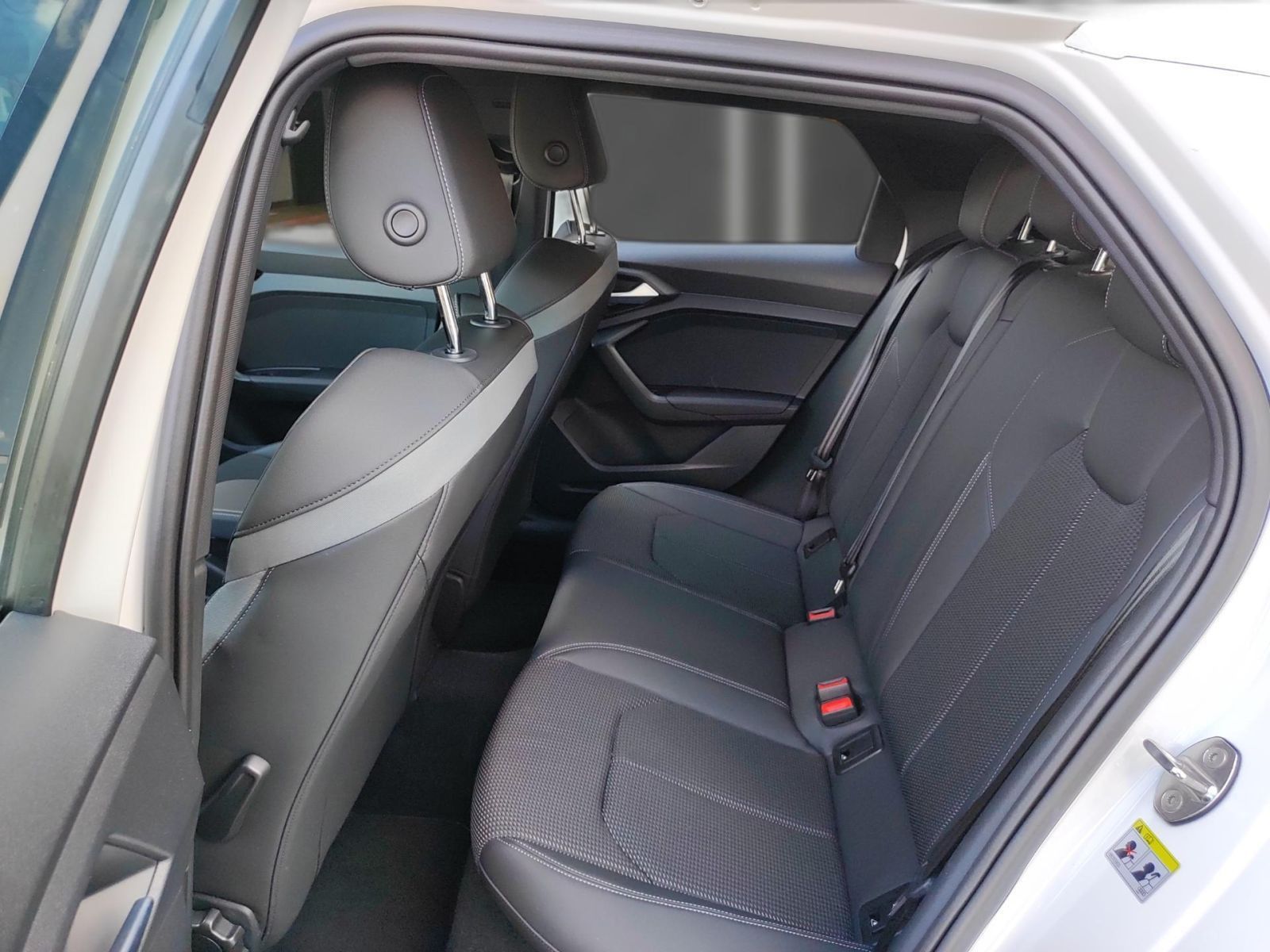 Audi A1 Sportback 25 TFSI S line - Samsaru's Car Outlet