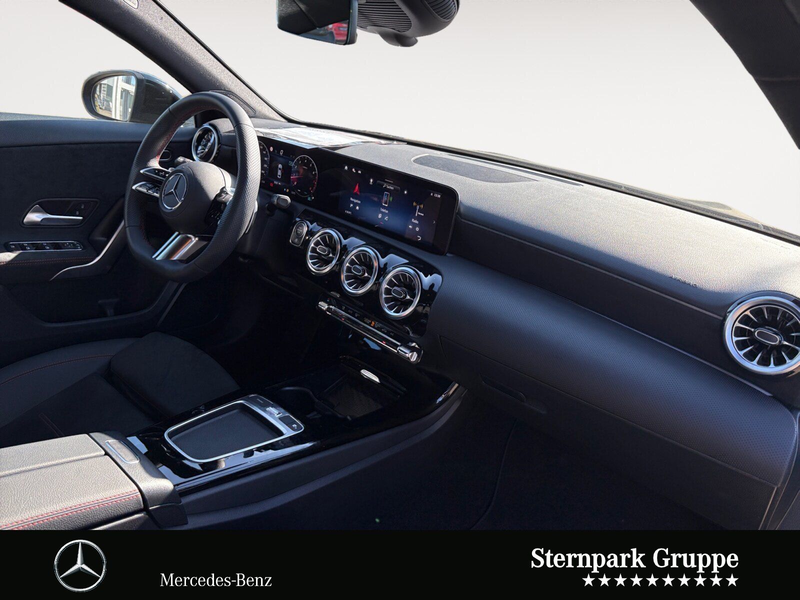 Mercedes-Benz A 180 Lim. AMG-LINE - Samsaru's Car Outlet