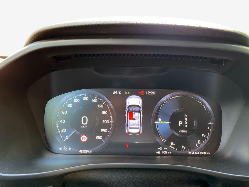 Volvo XC40 T5 Recharge Inscription - Samsaru's Car Outlet