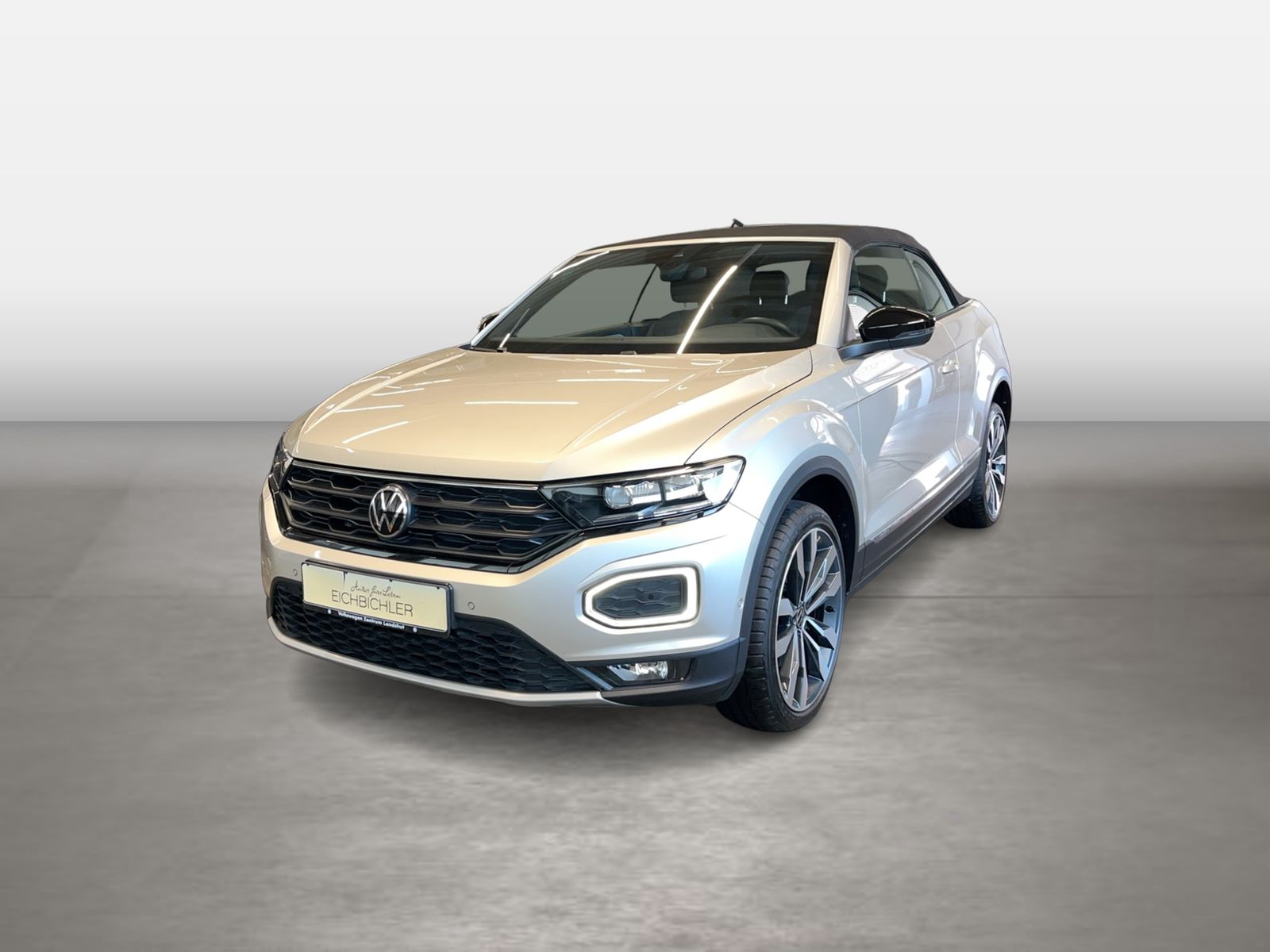Volkswagen T-Roc 1.5 TSI DSG Style - Samsaru's Car Outlet