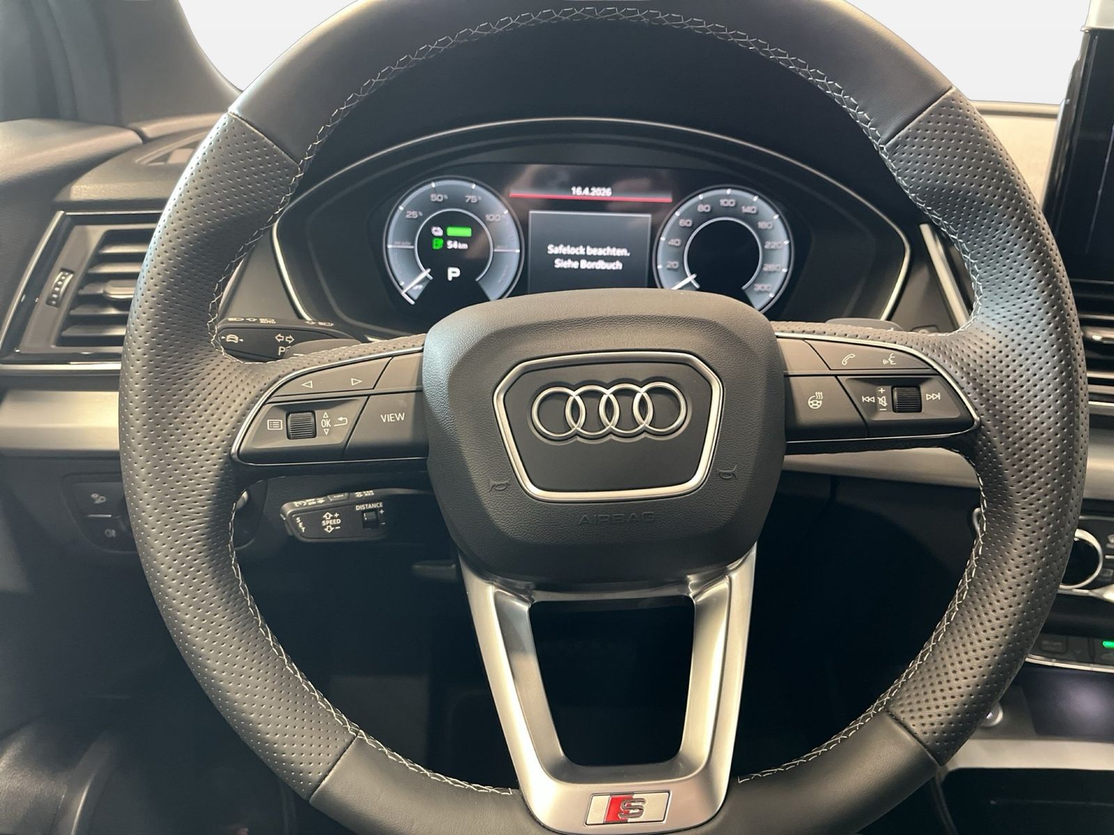 Audi Q5 TFSI 55 e quattro S tronic S line 4xSHZ ACC