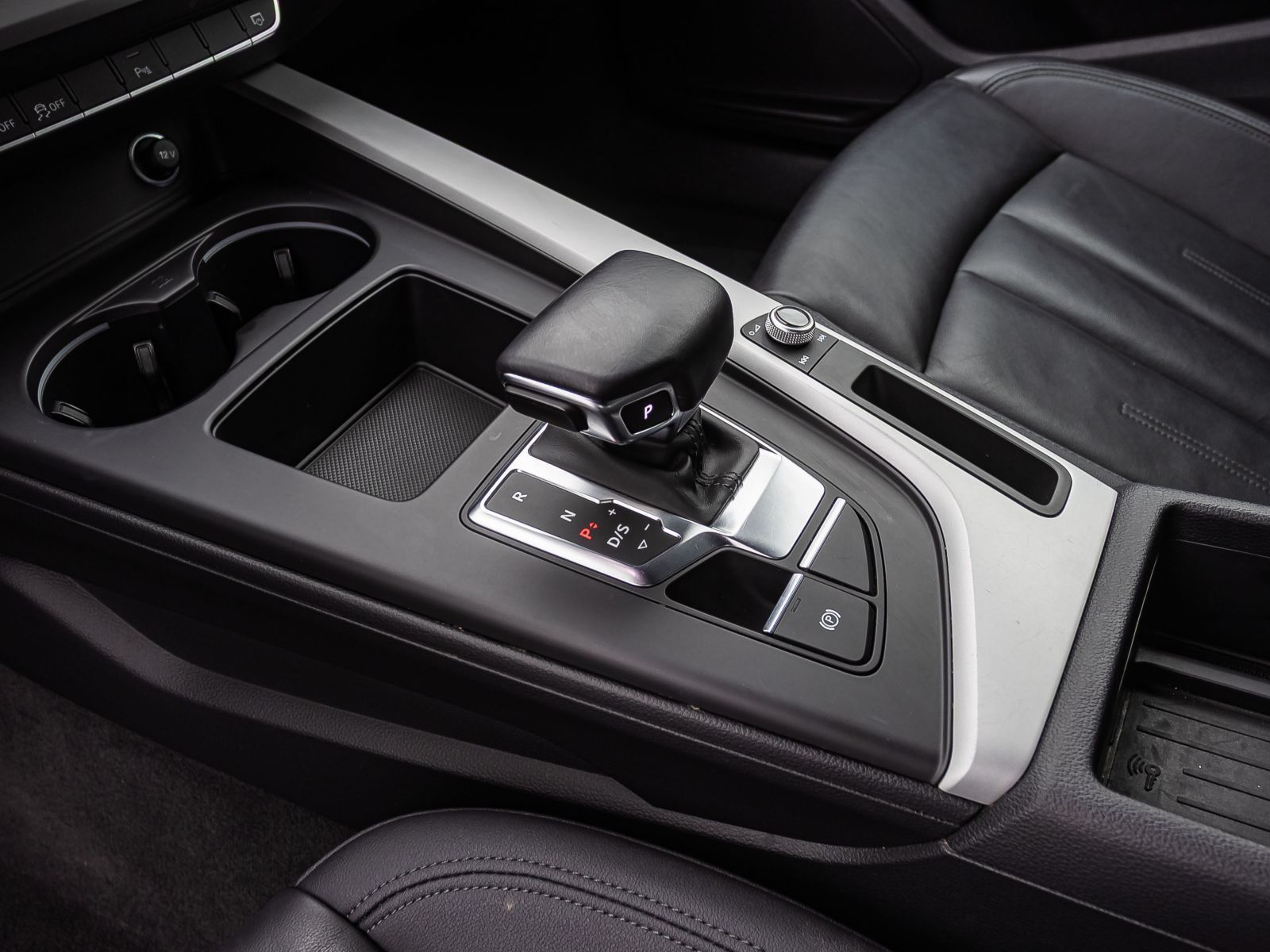 Audi A4 Avant 35TFSI Stronic - Samsaru's Car Outlet