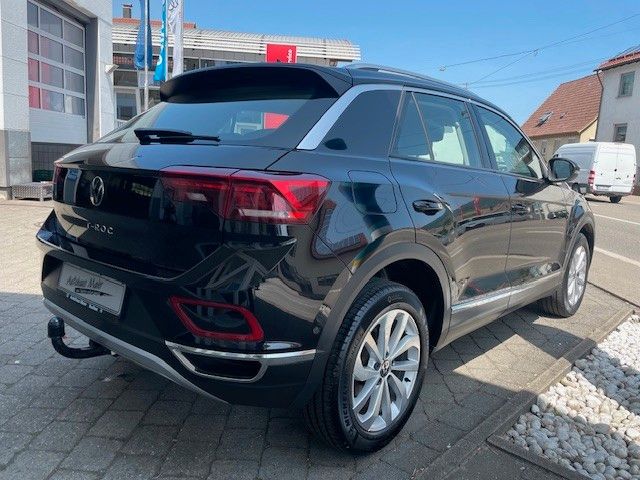 Volkswagen T-Roc 1.5 TSI Style - Samsaru's Car Outlet