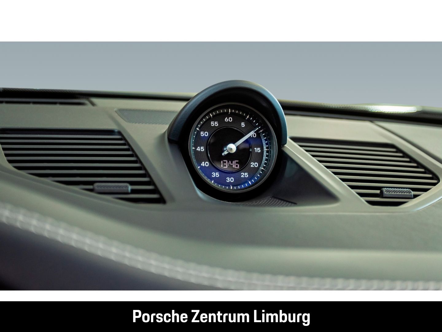 Porsche 992 911 Carrera 4 GTS Cabriolet LiftsystemVA LED