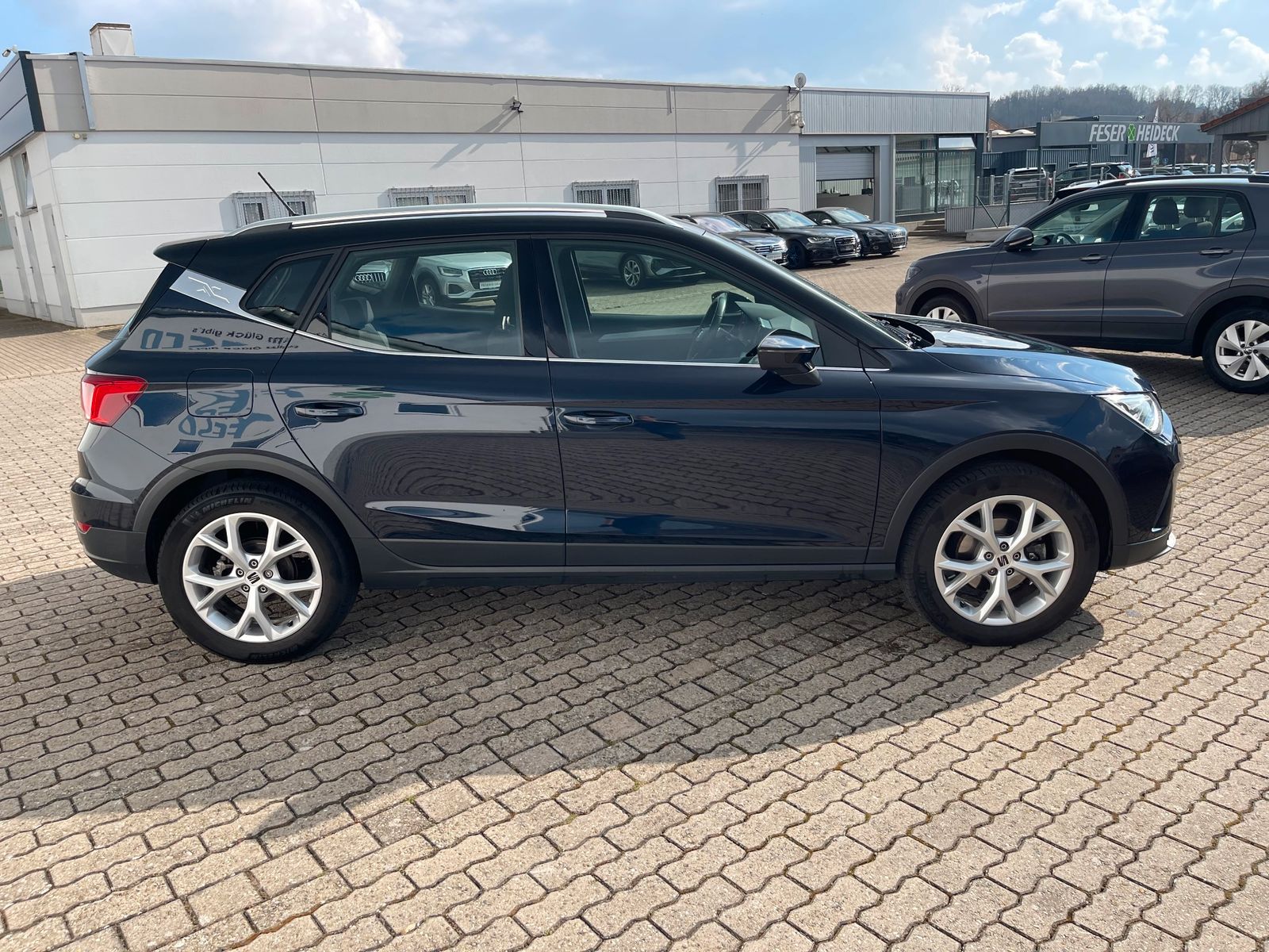 Seat Arona FR 1.0 TSI DSG - Samsaru's Car Outlet