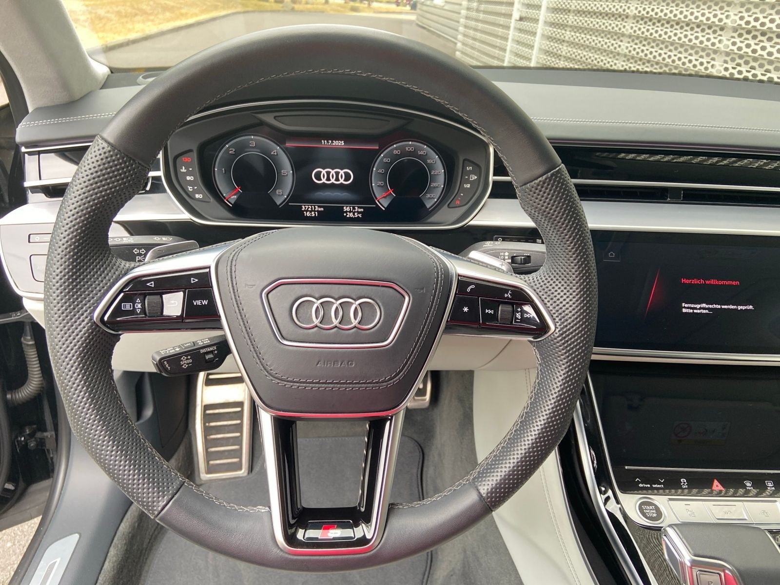 Audi A8 L 50 TDI quattro - Samsaru's Car Outlet