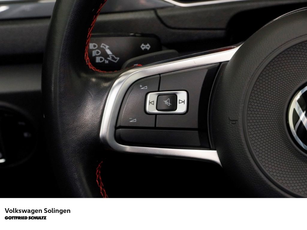 Volkswagen T-Roc 1.5 TSI Sport DSG - Samsaru's Car Outlet