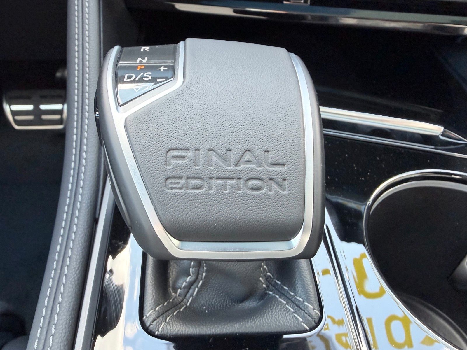 Volkswagen Touareg R-Line 3.0 V6 TDI 4x4 FINAL EDITION