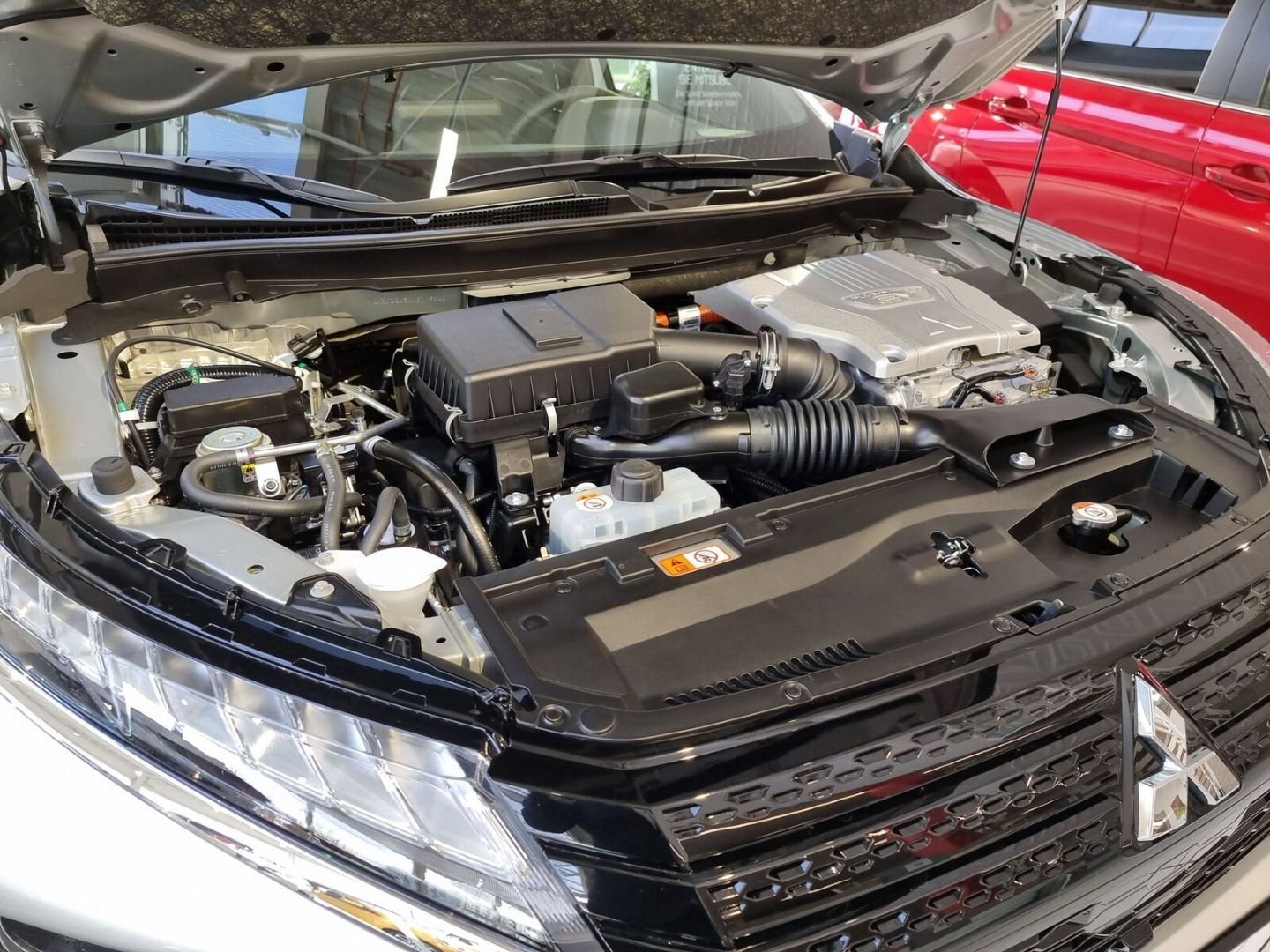 Mitsubishi Eclipse Cross Plug-In Hybrid Select Navi Sitzh.
