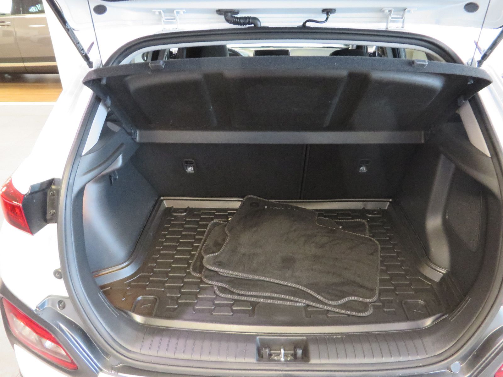 Hyundai Kona EV Advantage - Samsaru's Car Outlet