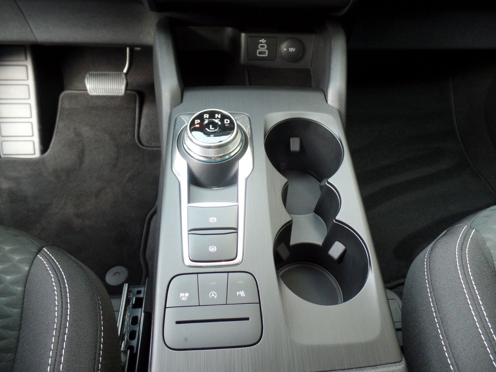 Ford Kuga 2.0l - Samsaru's Car Outlet