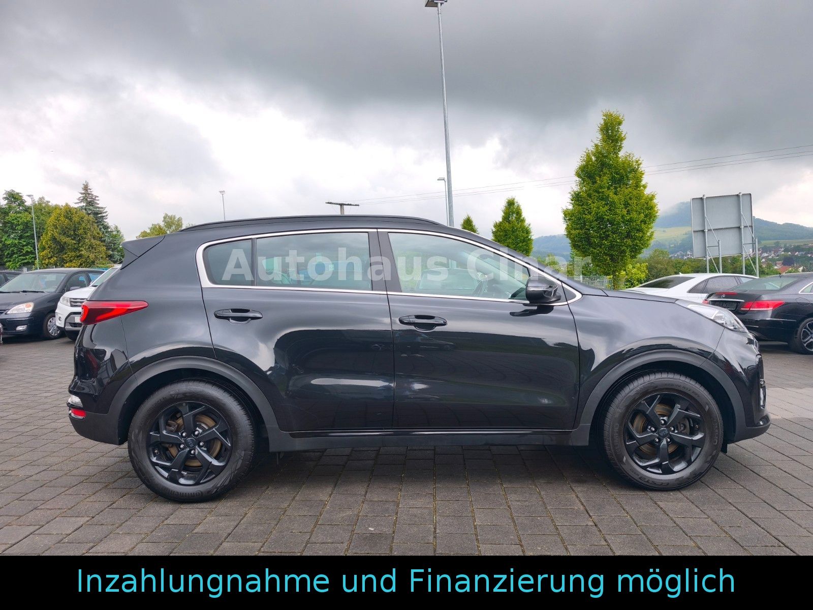 Kia Sportage Black Edition - Samsaru's Car Outlet