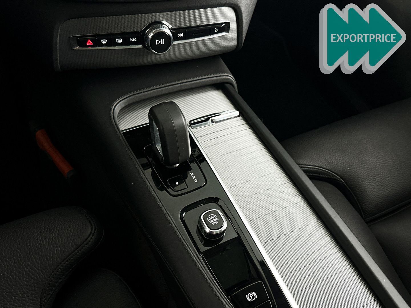 Volvo XC90 T8 Recharge AWD Ultimate Dark | panorama da