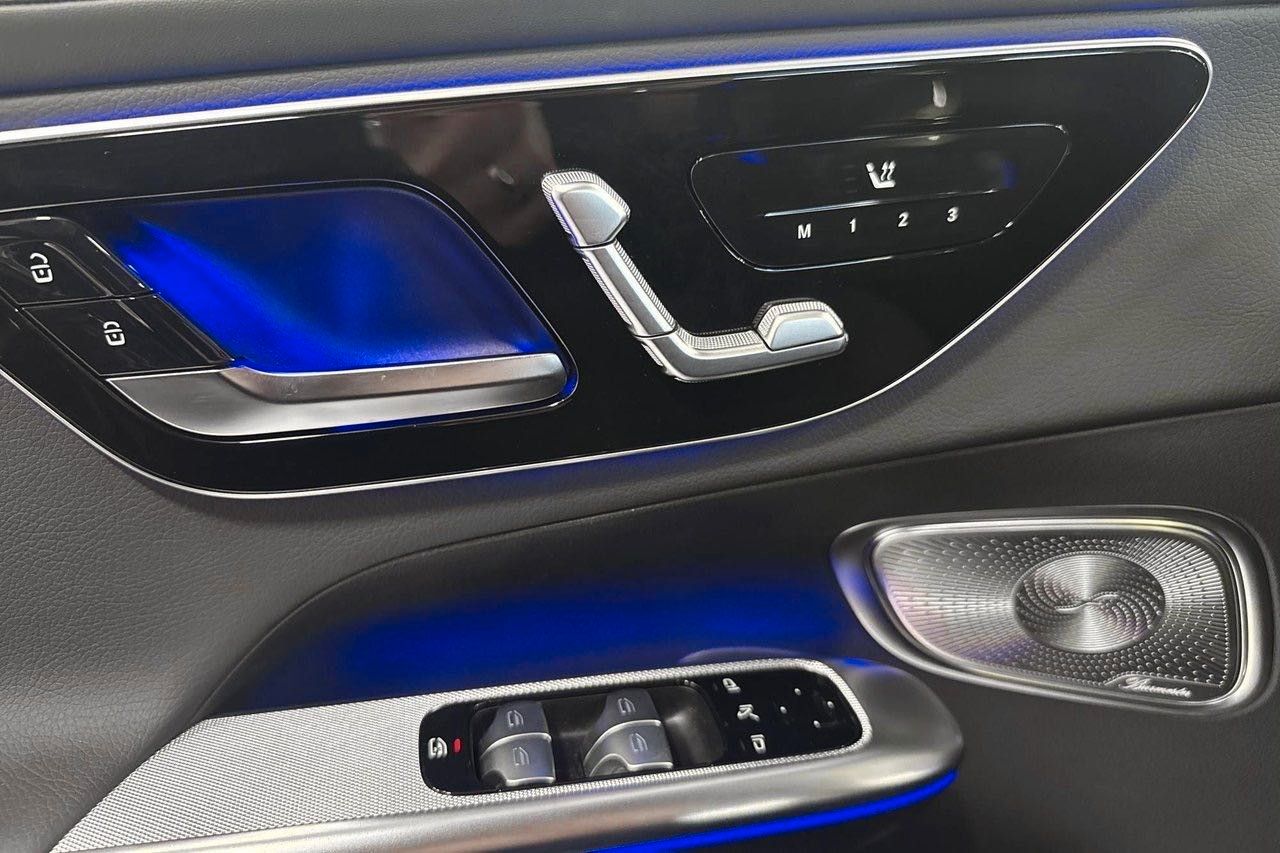 Mercedes-Benz GLC 300e 300 e Coupe 4Matic 313hp AMG Pano *VAT*