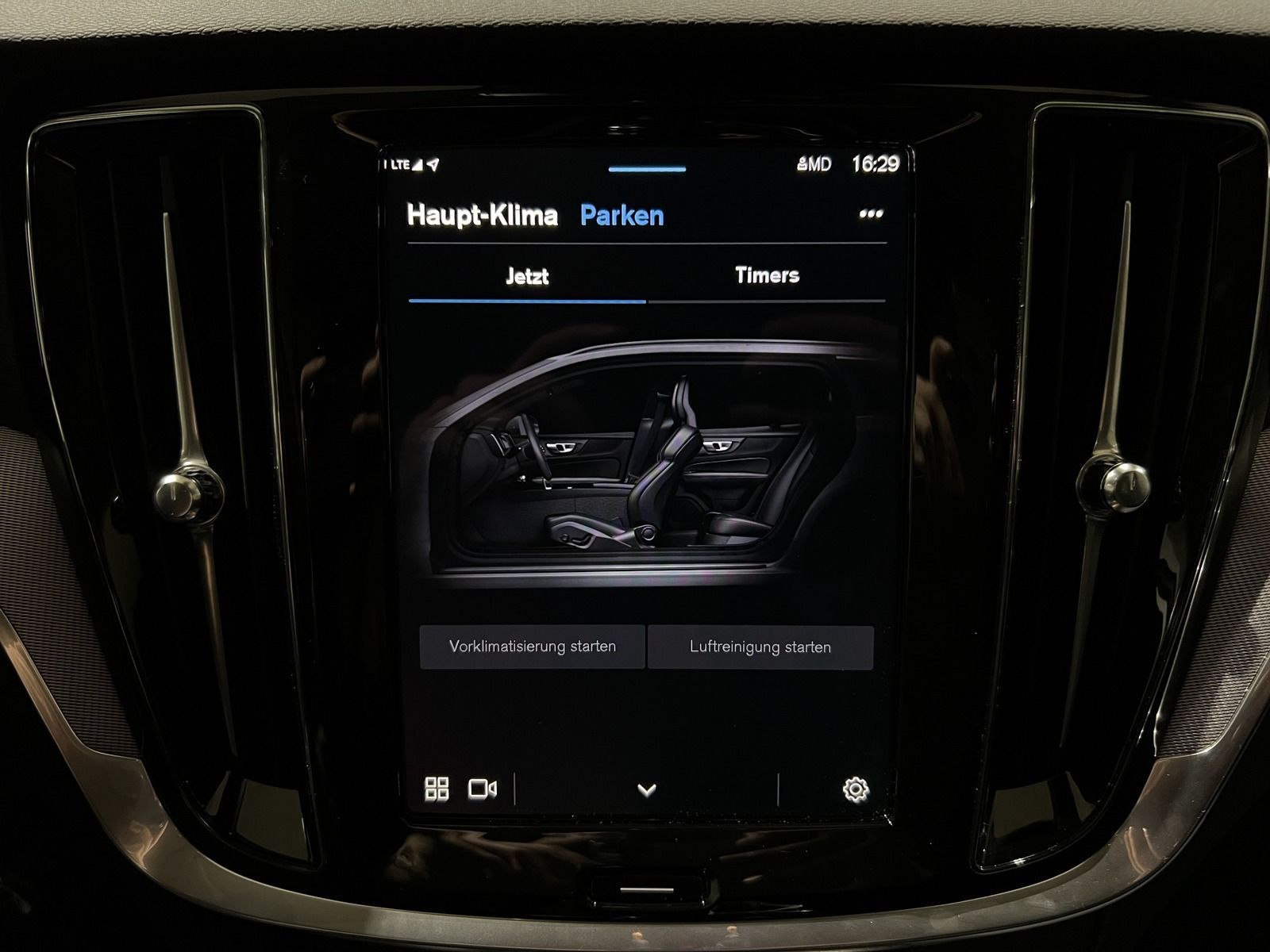 Volvo V60 T6 Plus Dark Recharge AWD ACC Pano AHK 360°