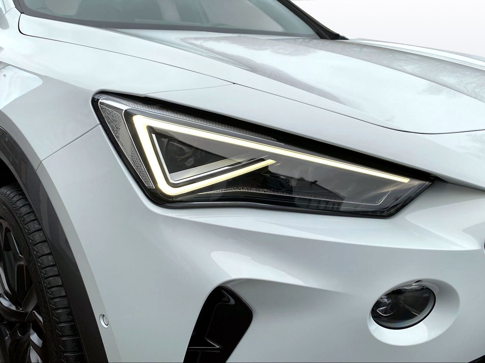 Cupra Formentor 1.4 e-HYBRID VZ - Samsaru's Car Outlet