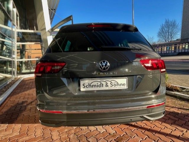 Volkswagen Tiguan 1.5 l TSI Active - Samsaru's Car Outlet