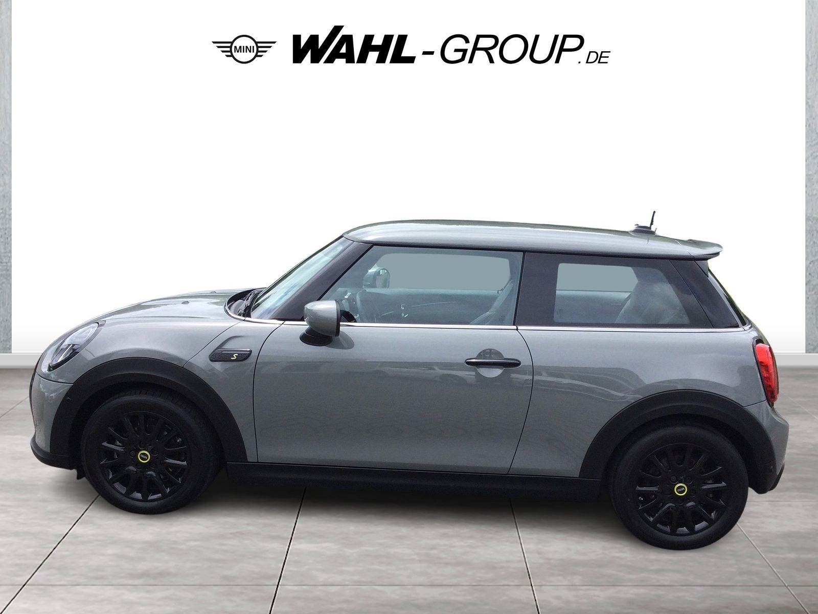 MINI Cooper SE CLASSIC - Samsaru's Car Outlet