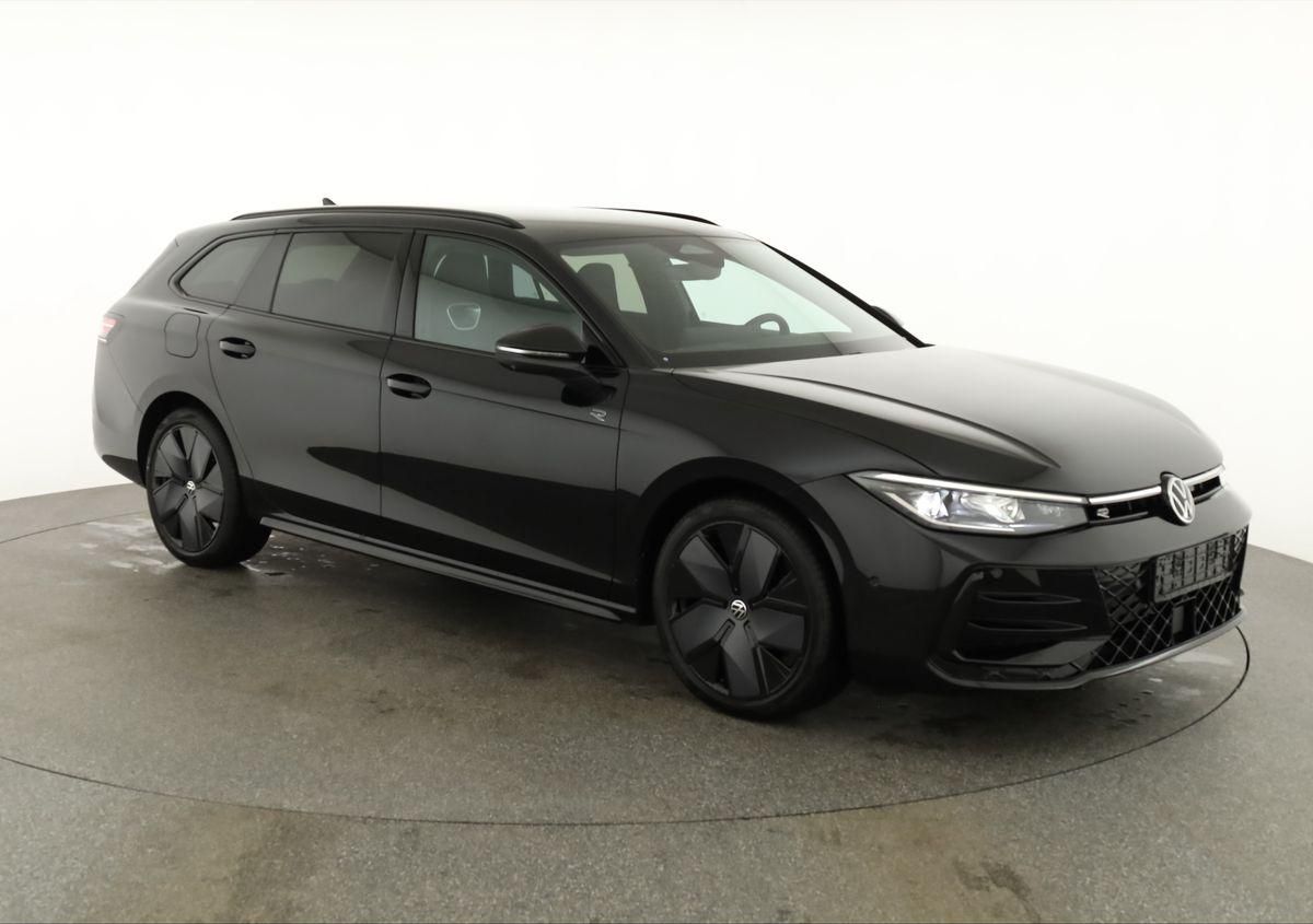 Volkswagen Passat Variant TDI DSG 4M R-LINE Black, AHK, IQ.