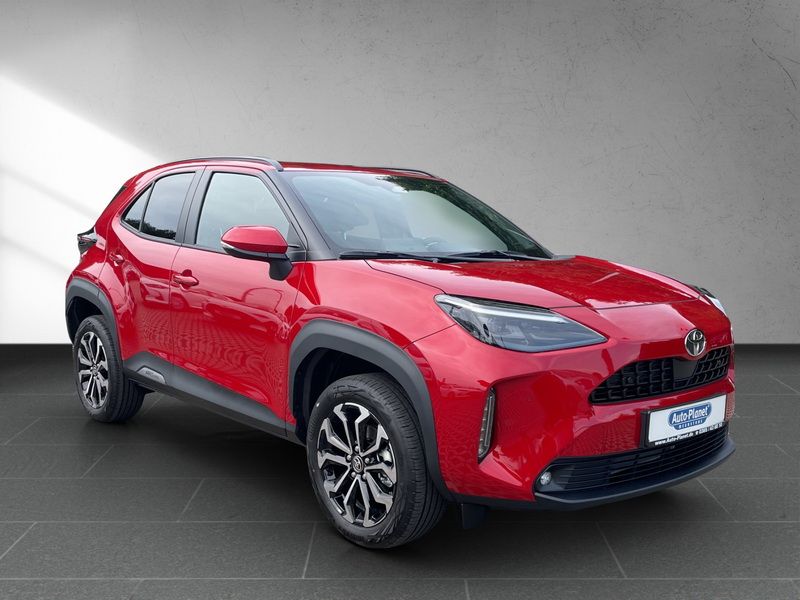 Toyota Yaris Cross 1.5 Hybrid Teamplayer *2xPDC*CAM*LED