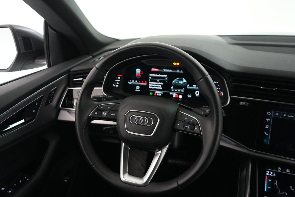 Audi Q8 50 TDI quattro S line - Samsaru's Car Outlet