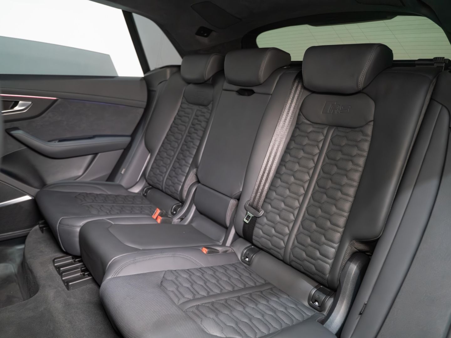 Audi RSQ8 4.0 TFSI DESIGN*KERAMIK*DYNAMIK*CARBON*VMAX