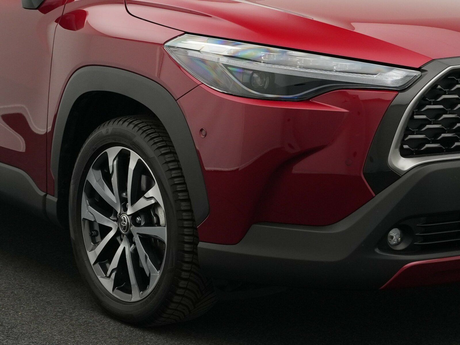Toyota Corolla Cross 2.0 Hybrid Lounge FWD