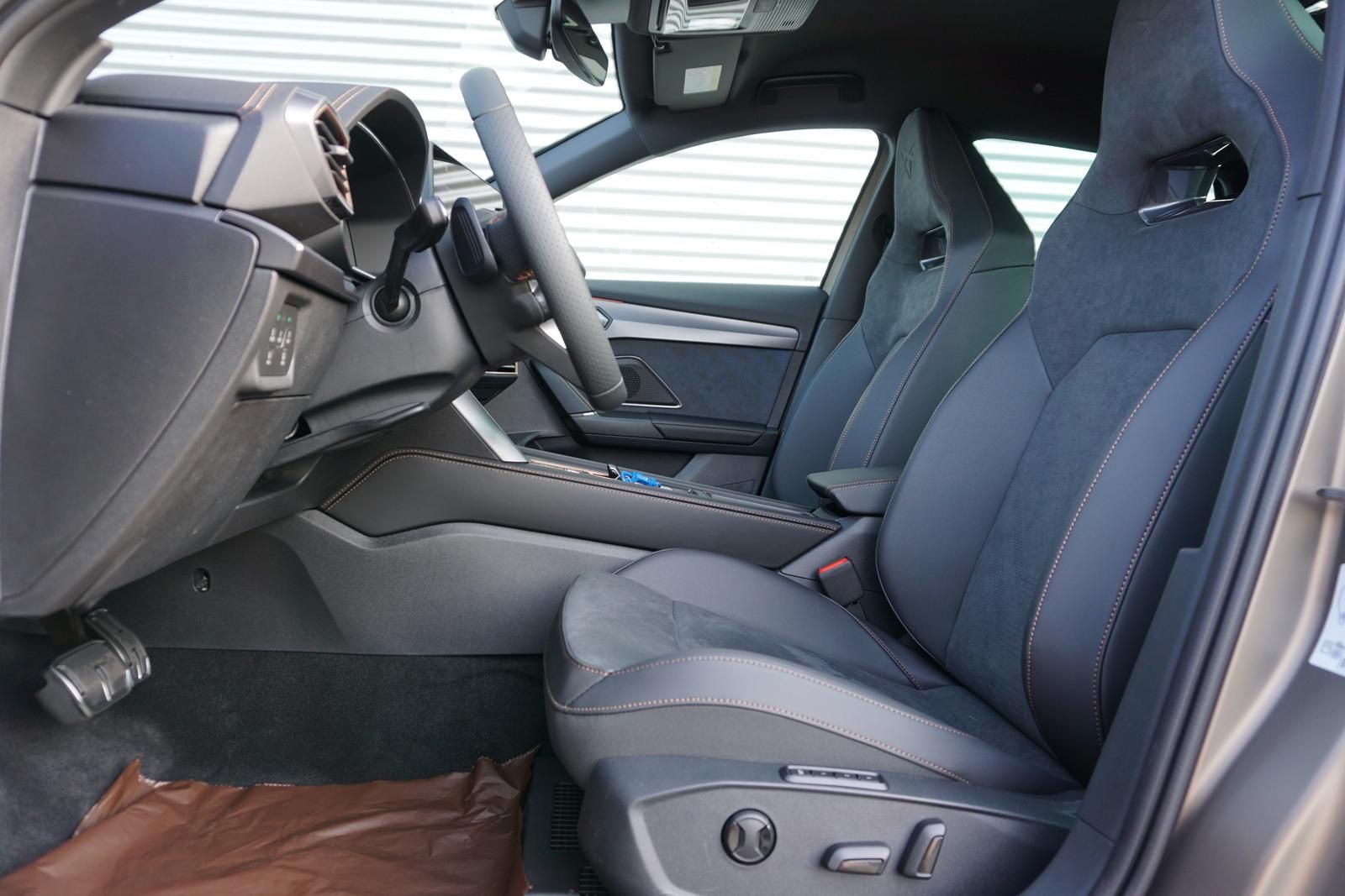 Cupra Formentor VZ 1.5 E-HYB. DSG - Samsaru's Car Outlet