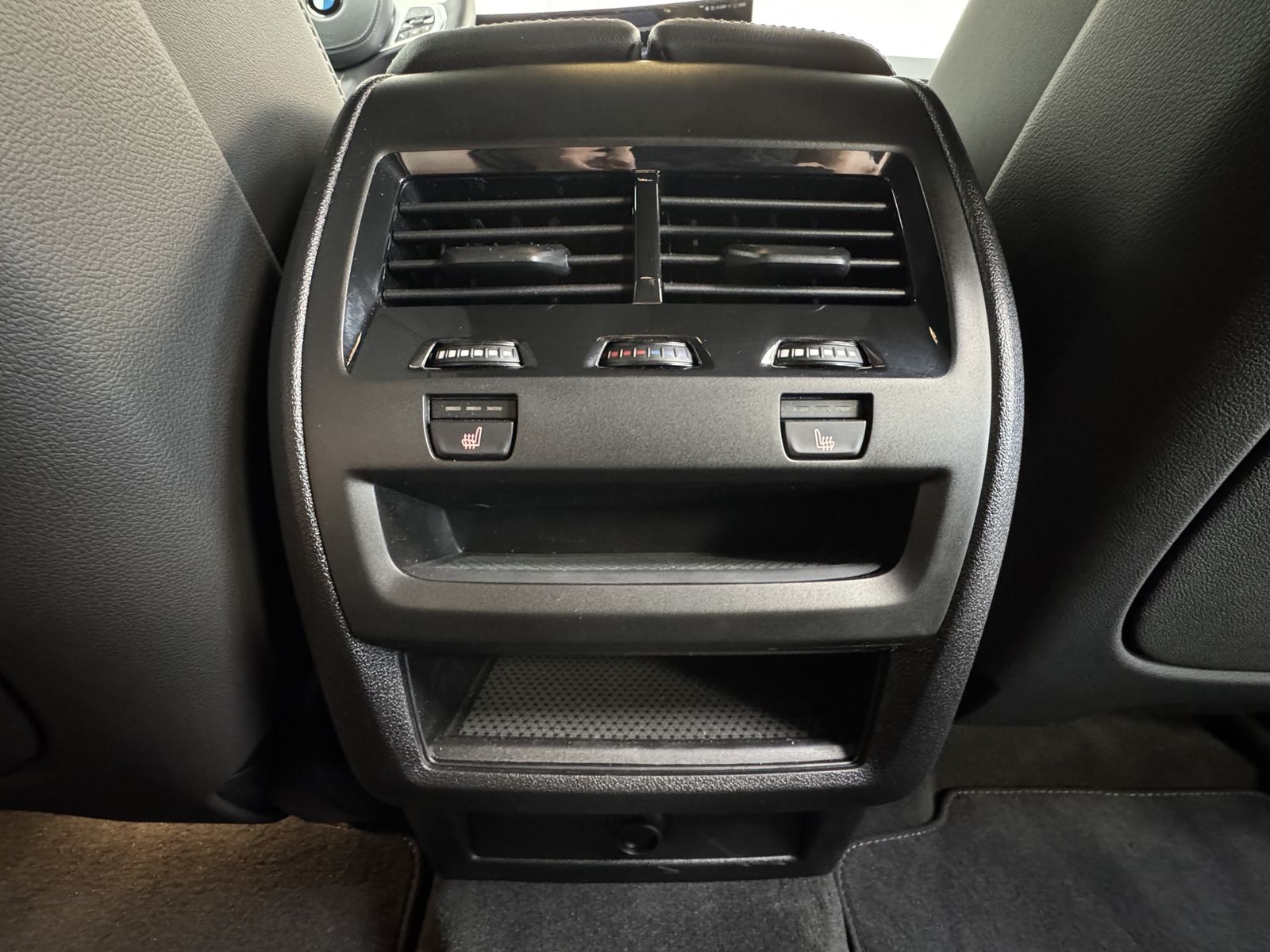 BMW X6 xDrive40d M Sport Pro - Samsaru's Car Outlet