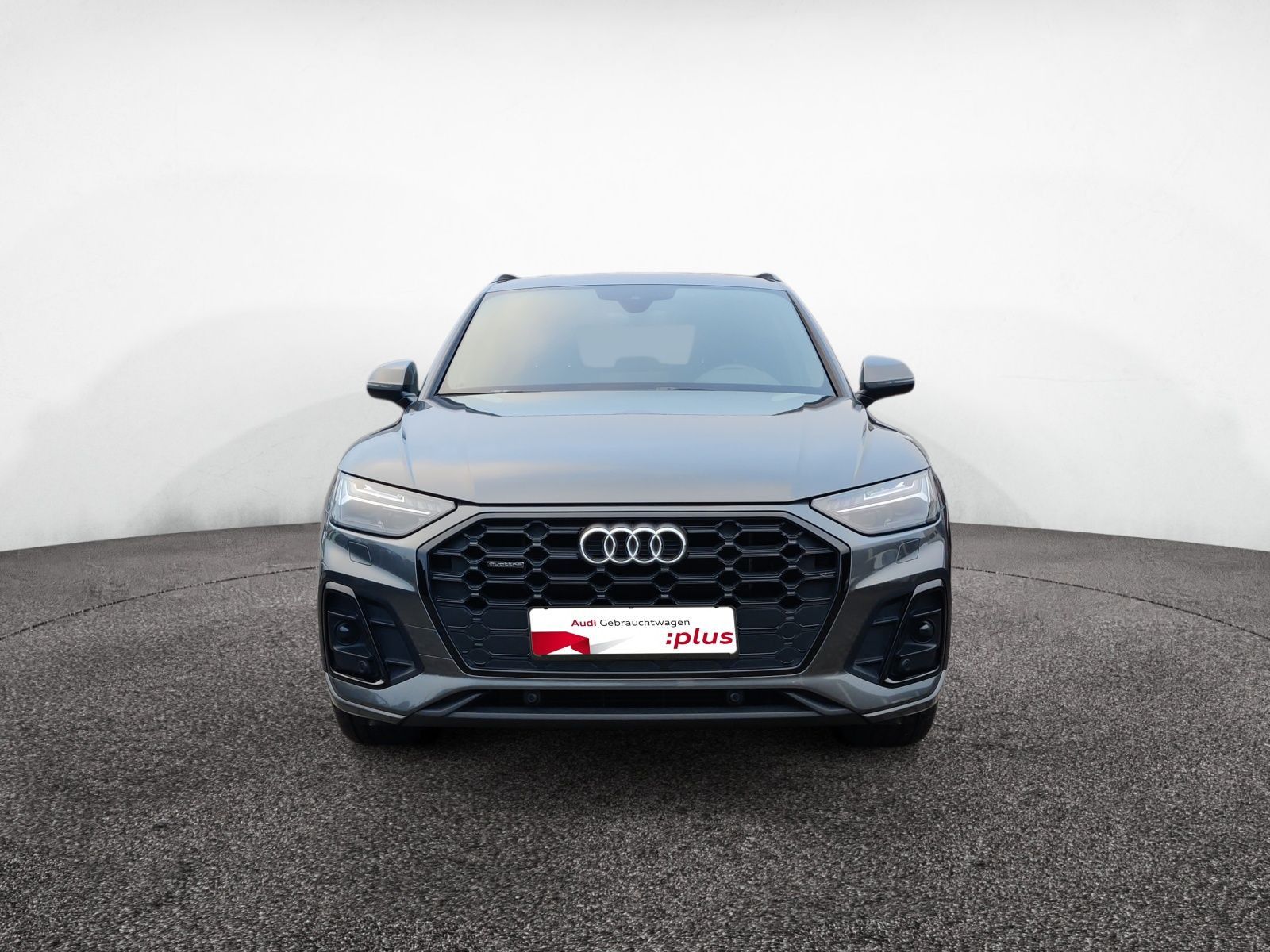 Audi Q5 55 TFSIe S line quattro S tronic Matrix AHK