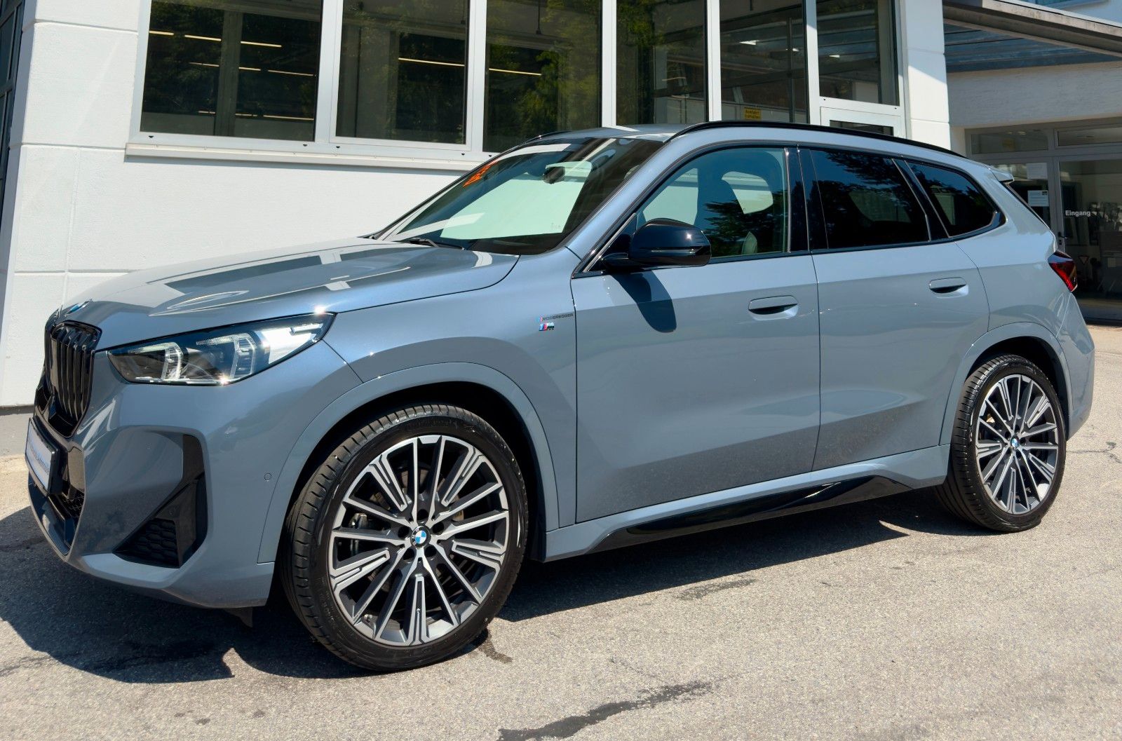 BMW X1 xDrive 23d M Sport - Samsaru's Car Outlet