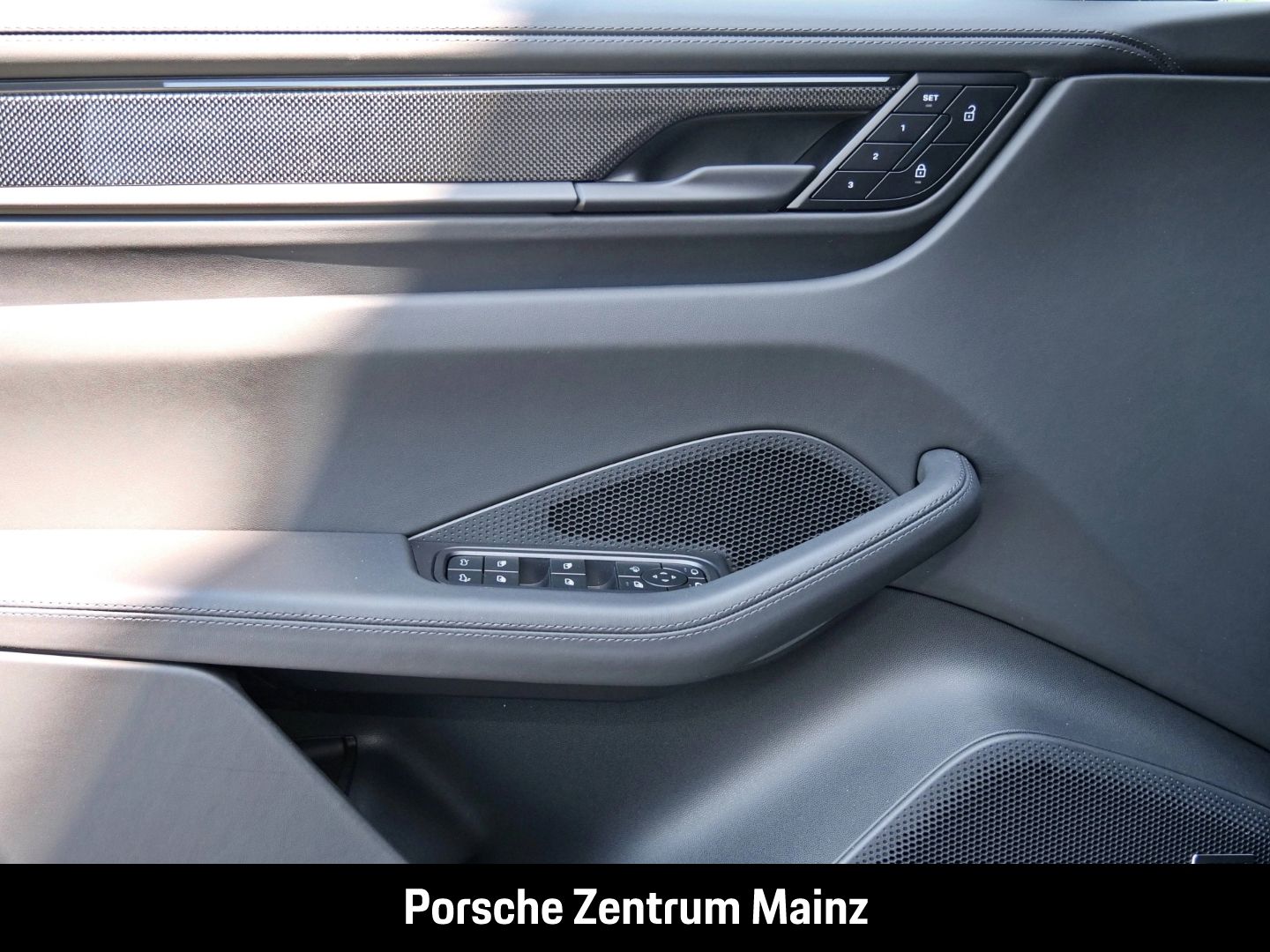 Porsche Macan Turbo BOSE,Homelink,HUD,Beifahrerdisplay,3