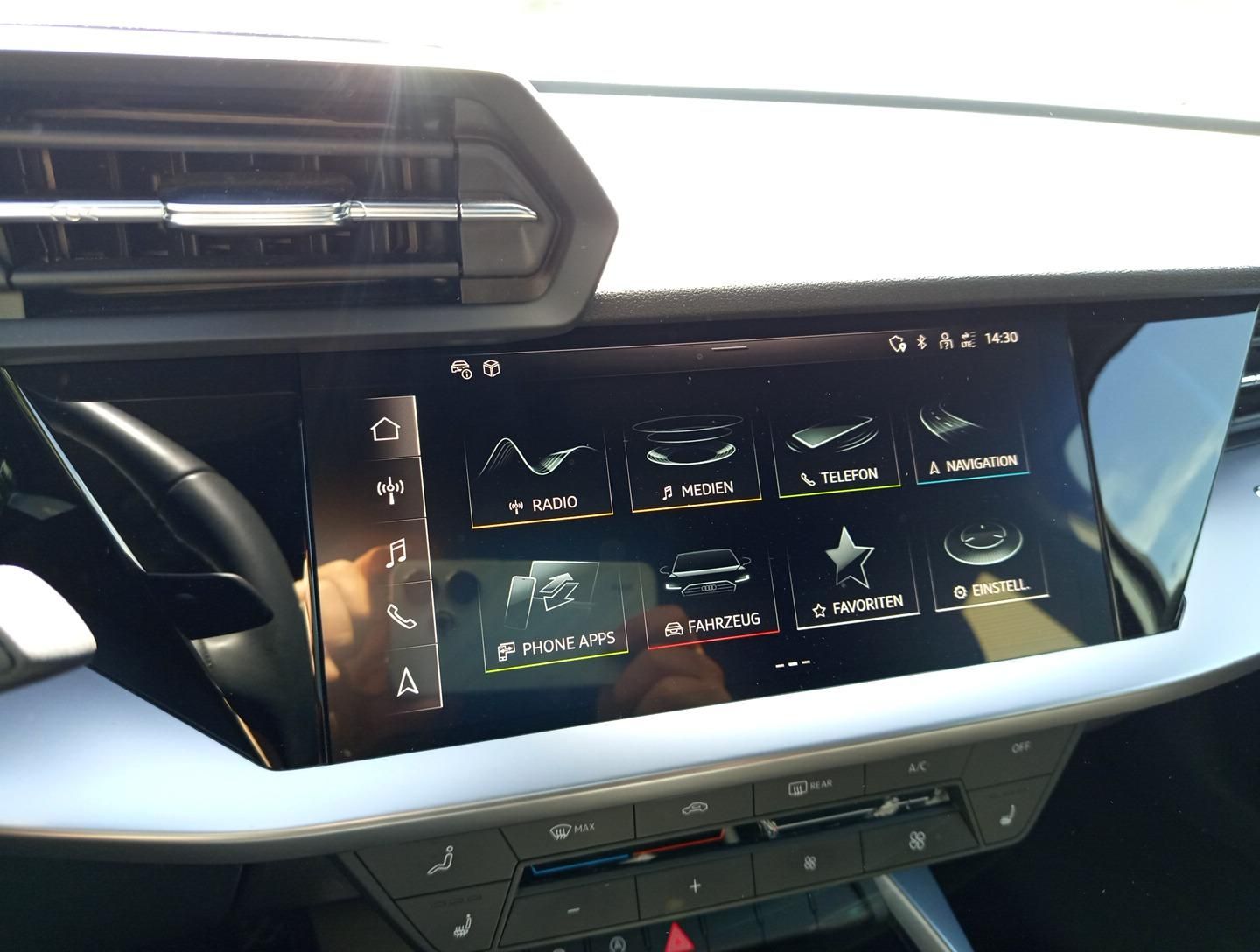 Audi A3 30 TFSI S line LED/Navi/SHZ/DAB/Allwetter