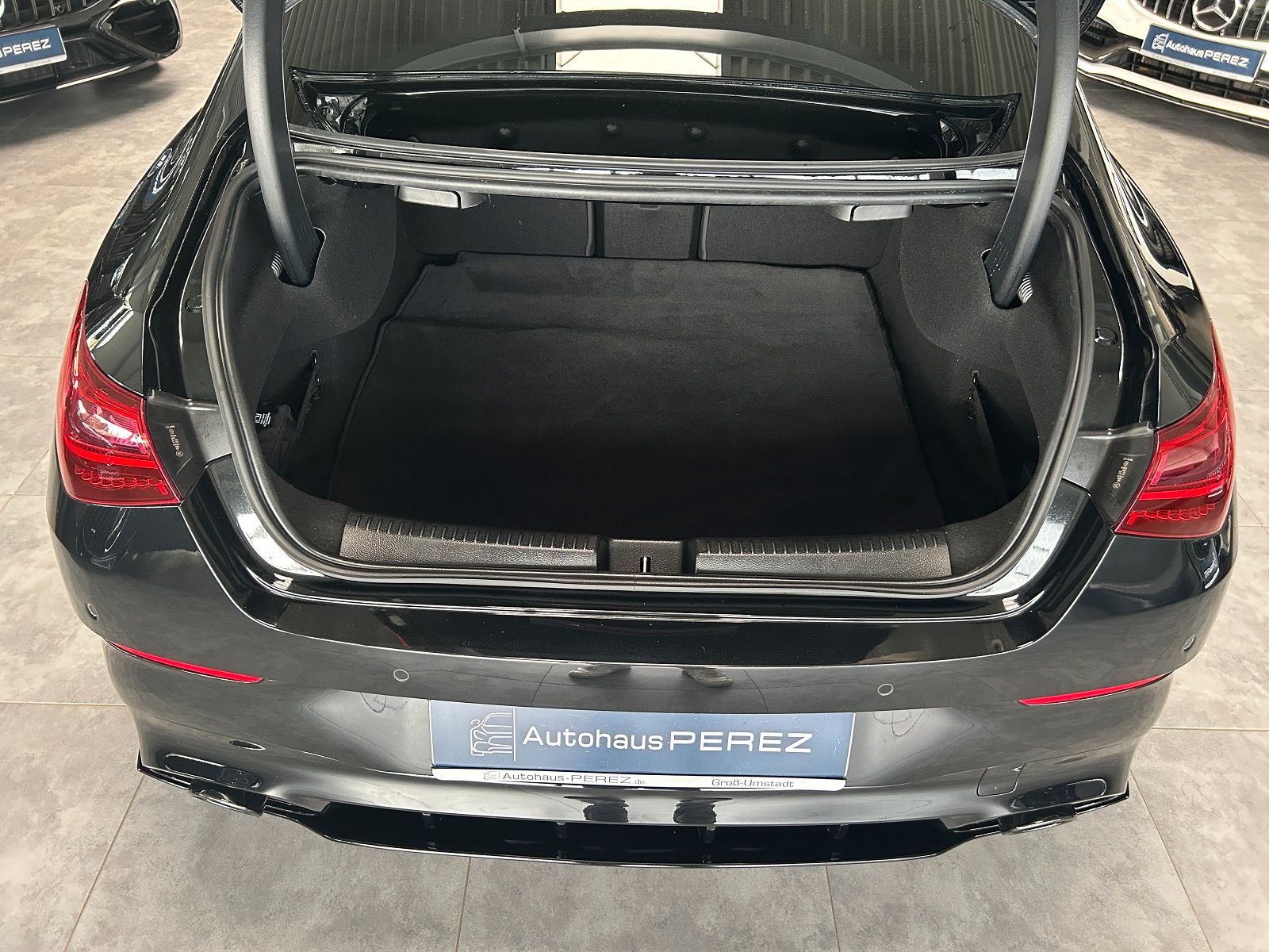 Mercedes-Benz CLA 35 AMG 4M - Samsaru's Car Outlet