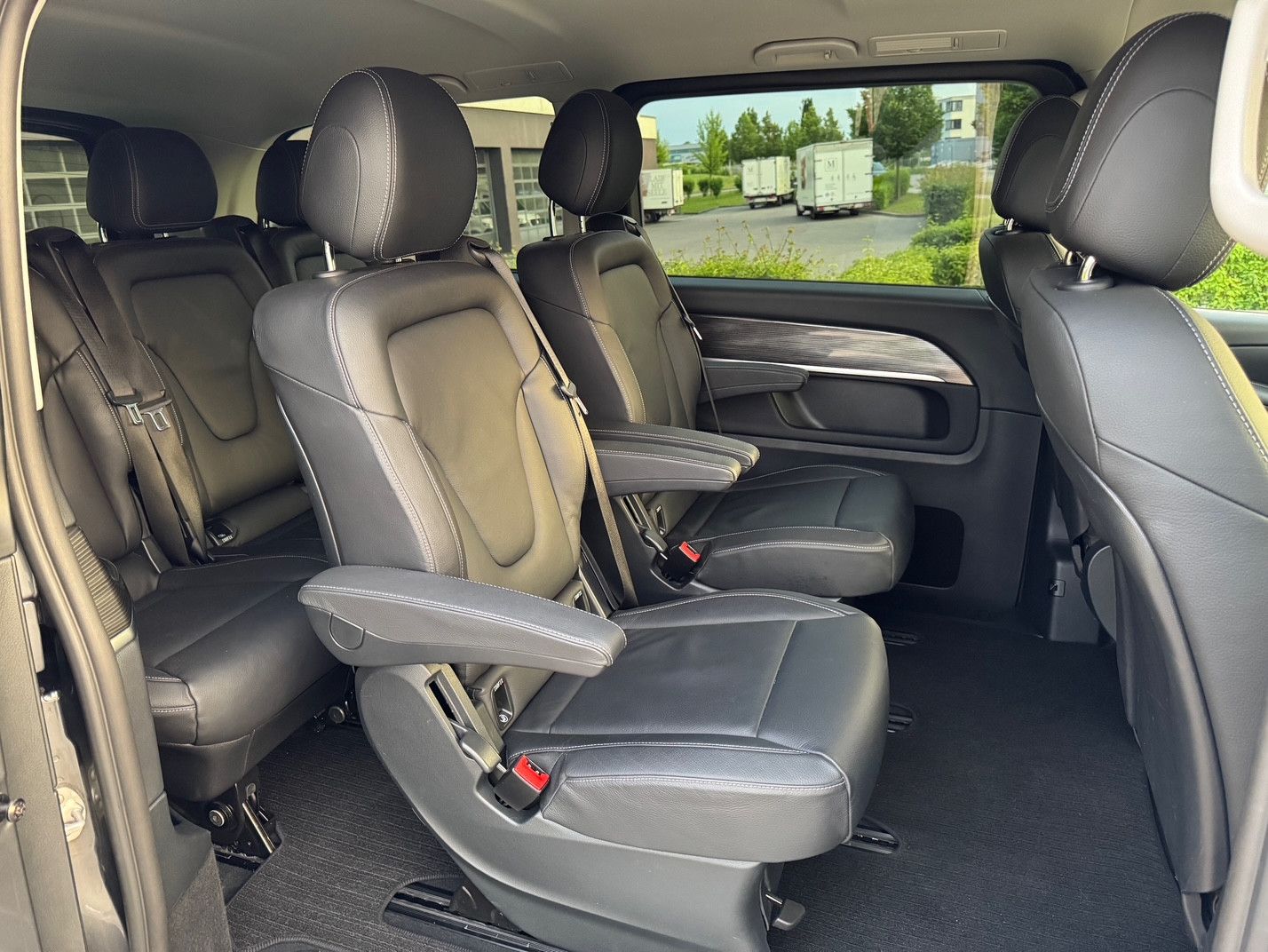 Mercedes-Benz V 220 V-Klasse Long - Samsaru's Car Outlet