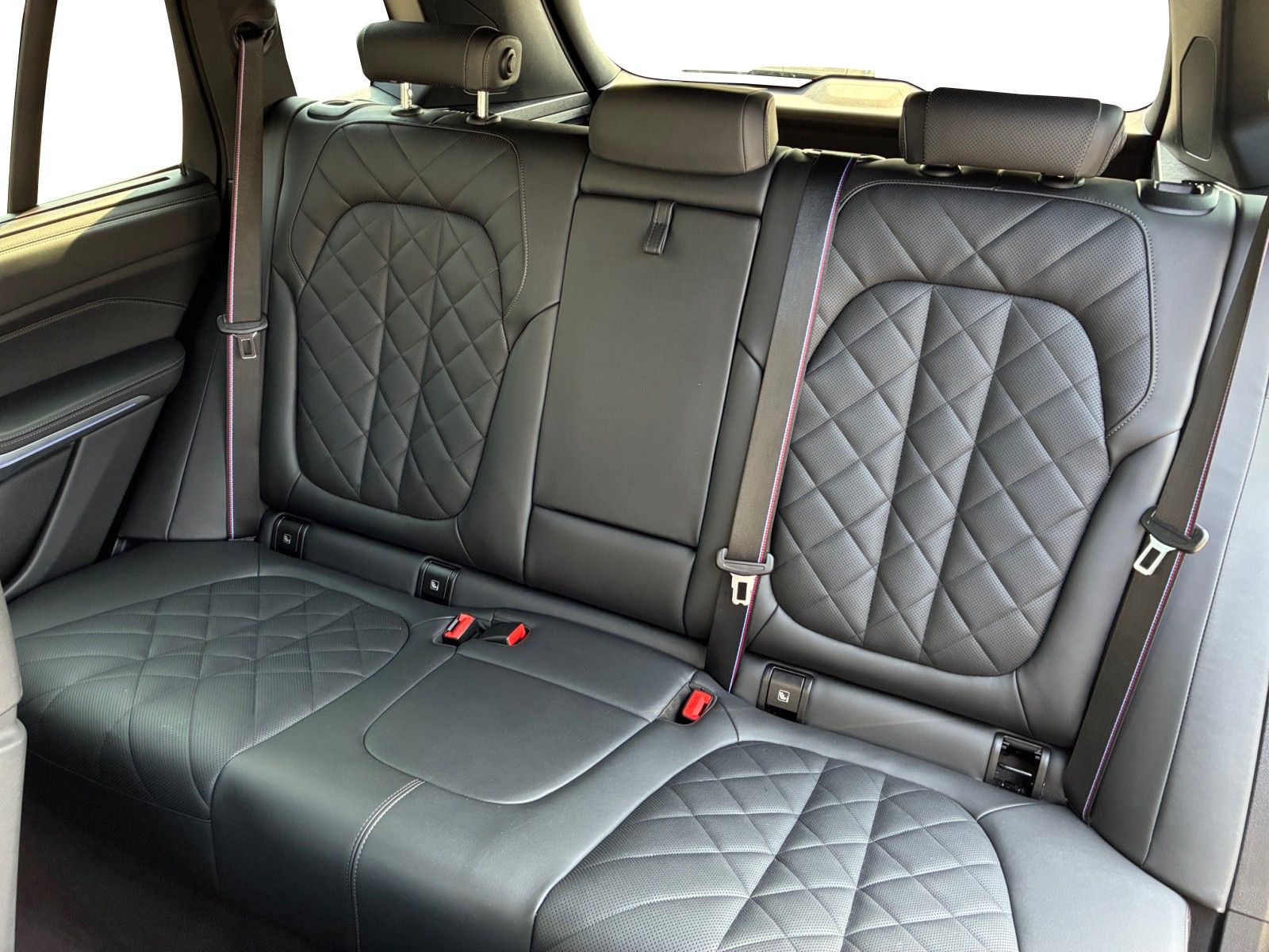 BMW X5 40d M Sport Pro INDIVIDUAL AHK/PANO/HUD/MEMOR