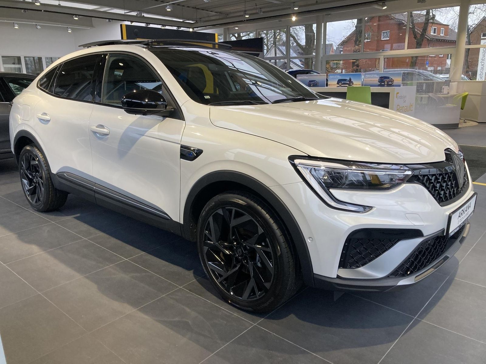 Renault Arkana ESPRIT ALPINE Full Hybrid - Samsaru's Car Outlet
