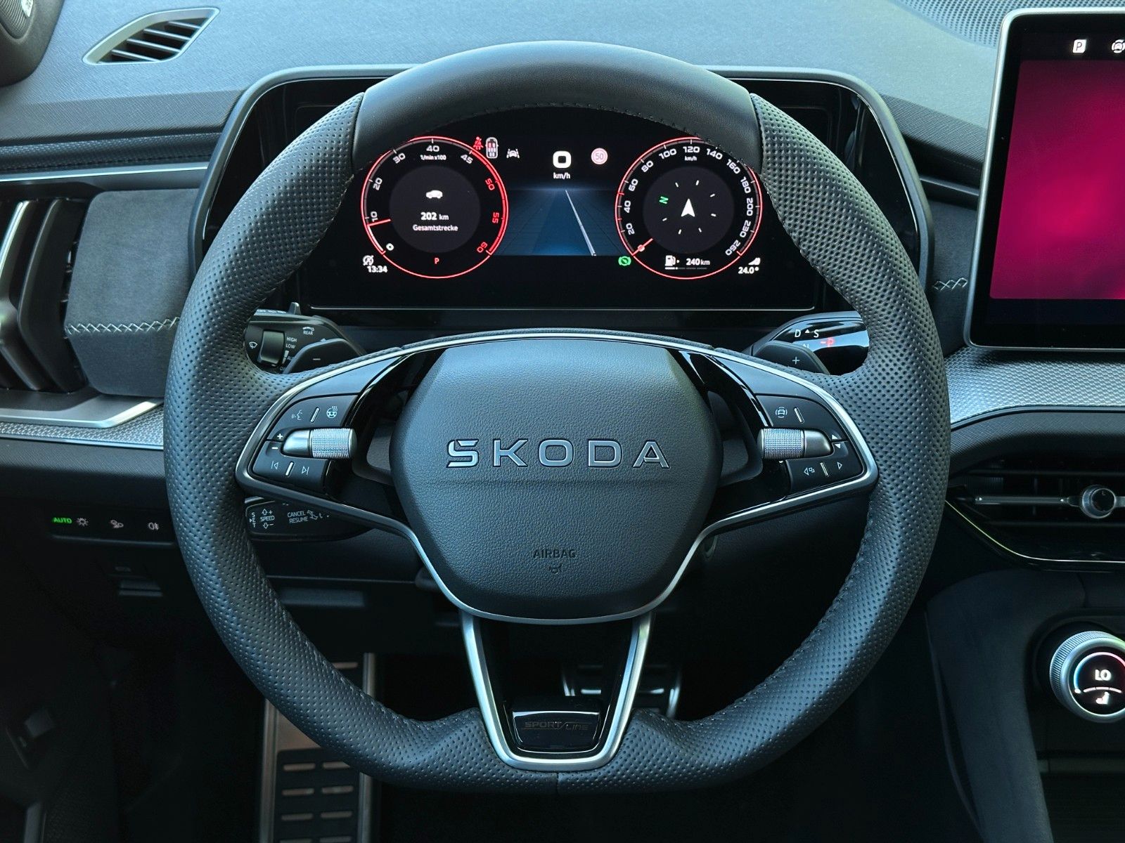 Skoda 193PS 4x4 Sportline 7-Sitze DCC+ eHK LM20"AHK