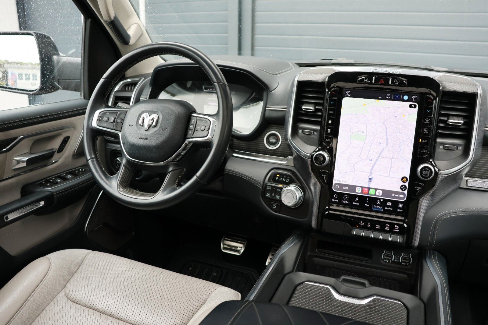 Dodge RAM 1500 5.7 4x4/ACC/HUD/360/H&K/Luftfederung/22