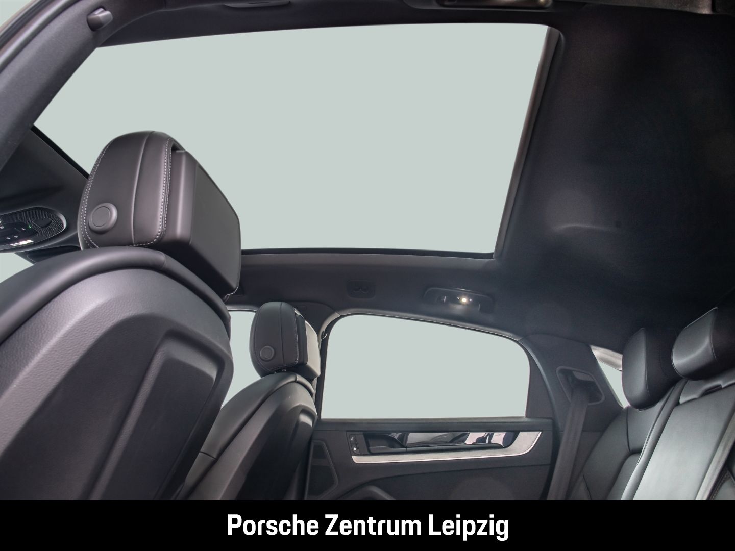 Porsche Cayenne E-Hybrid Coupe Luft Bose InnoDrive 21Zol
