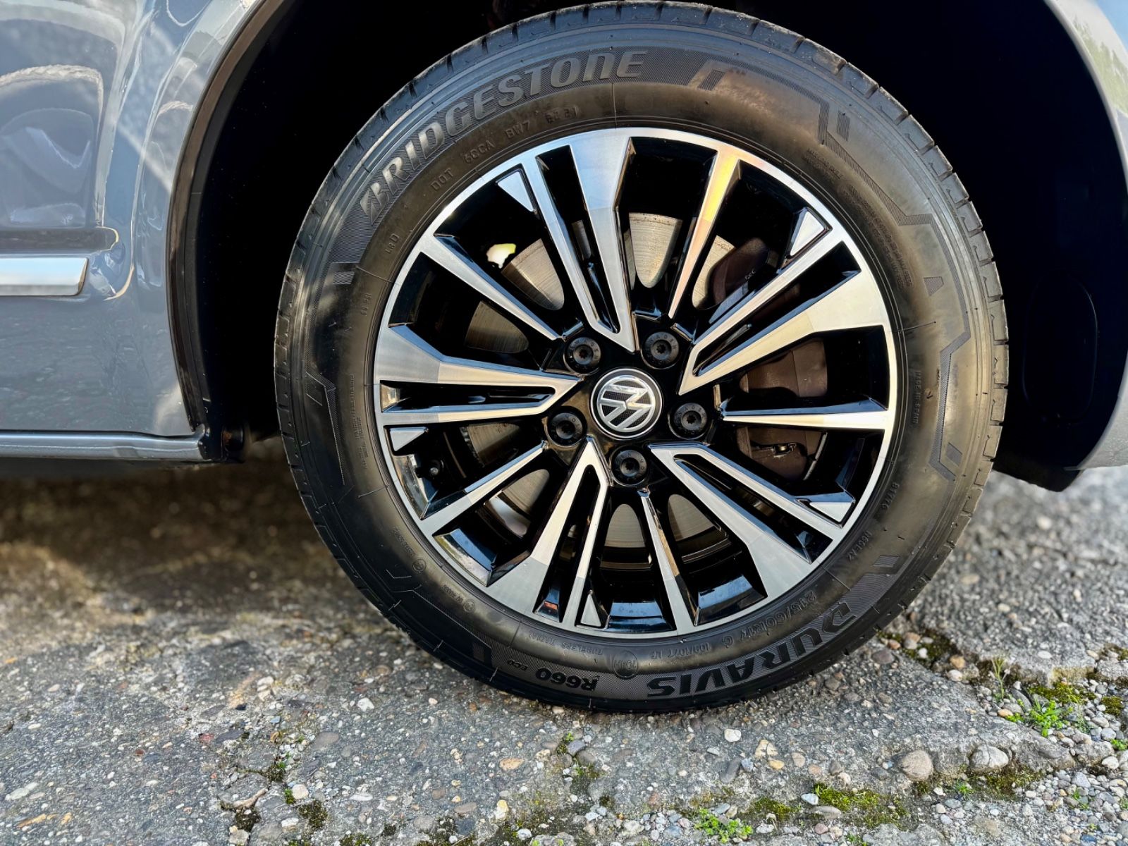 Volkswagen T6 2.0TDI Multivan - Samsaru's Car Outlet