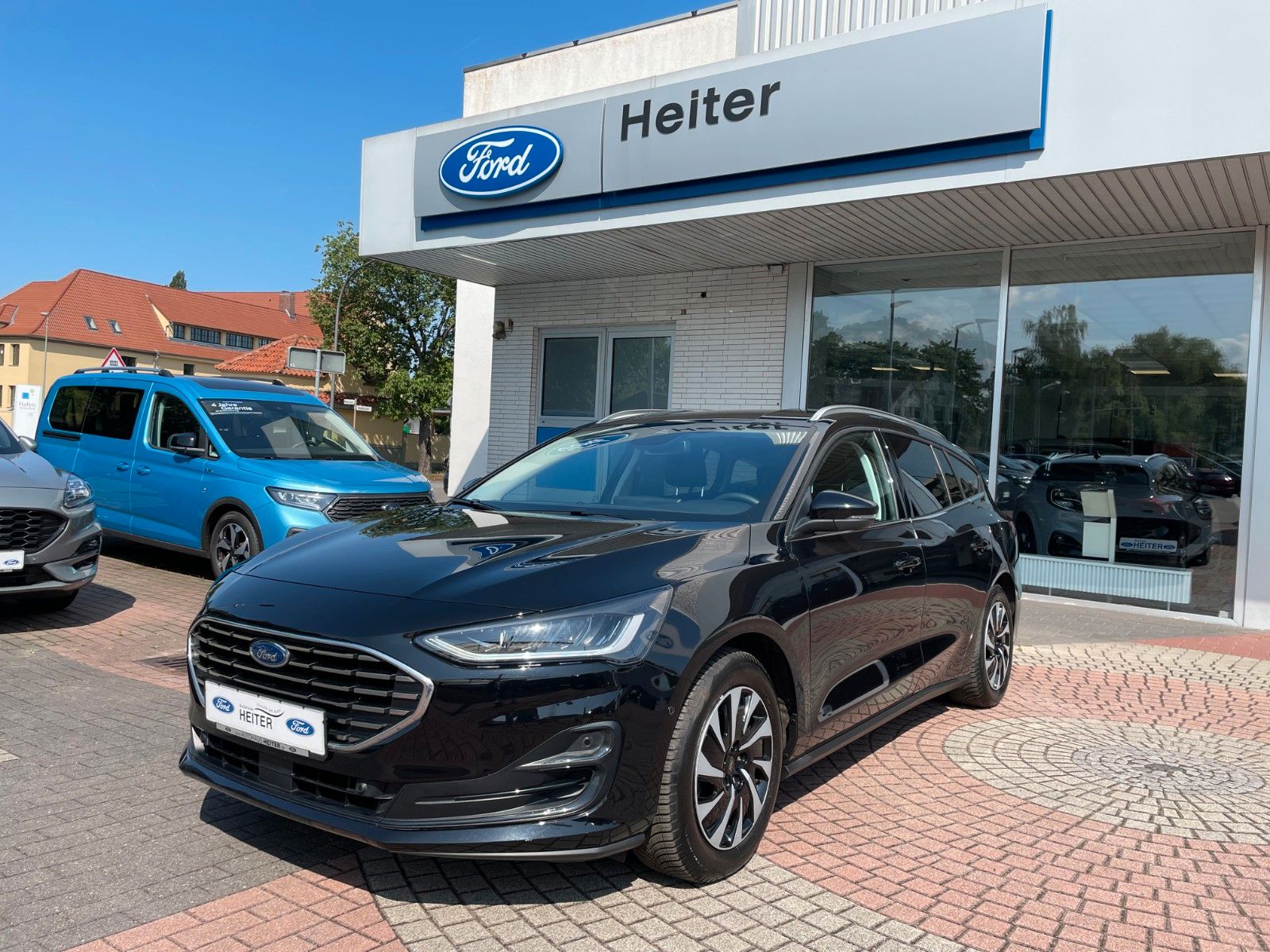 Ford Focus Automatik Turnier Titanium / ACC+155PS
