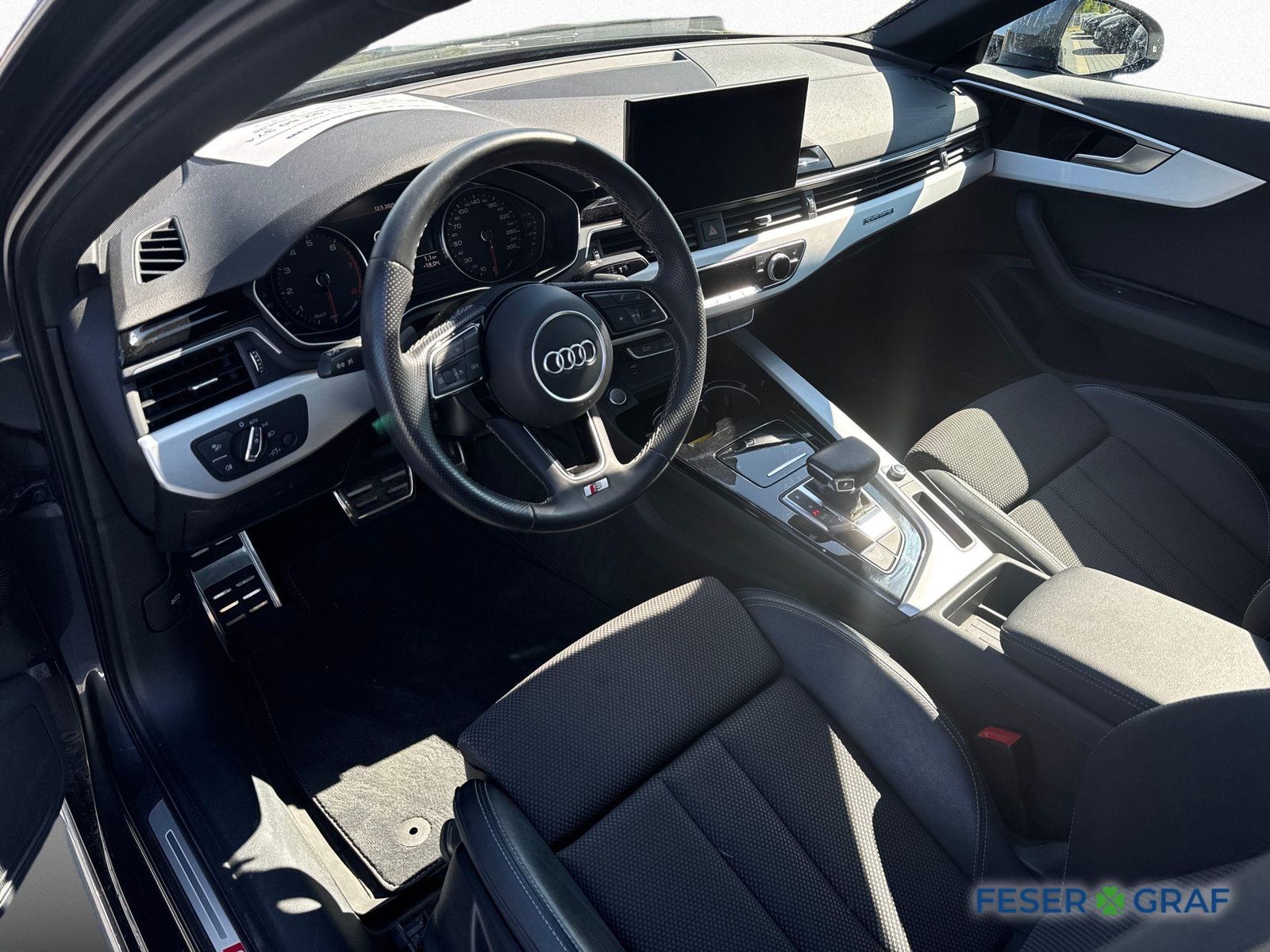 Audi A4 Limousine S line 45 TFSI quattro - Samsaru's Car Outlet