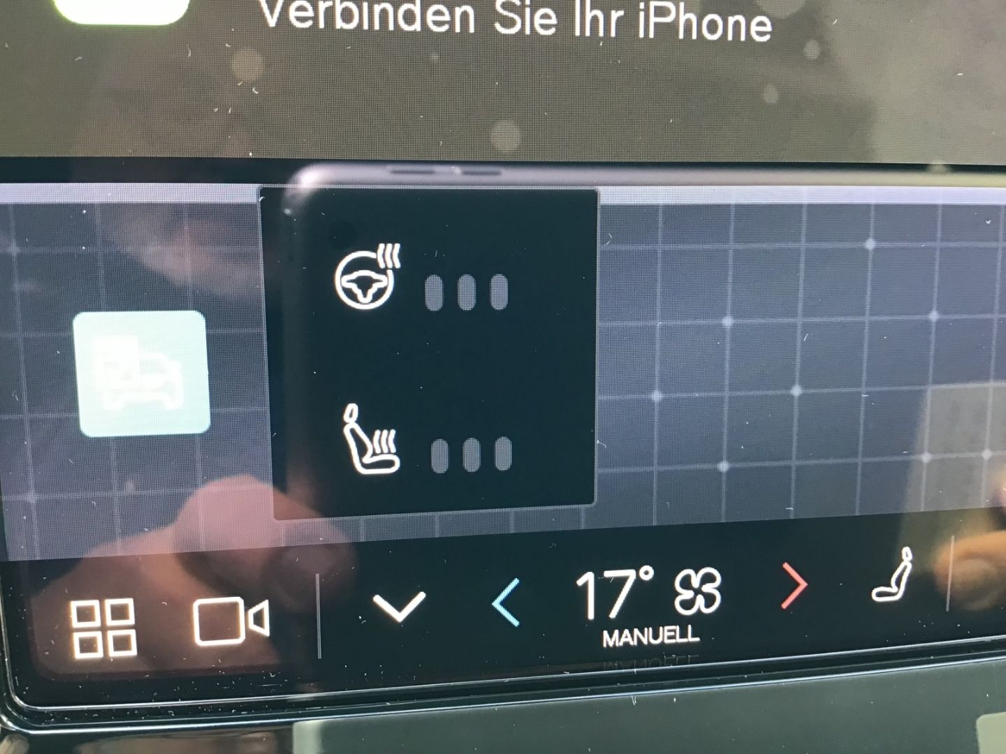 Volvo XC40 B3 Plus Dark - Samsaru's Car Outlet