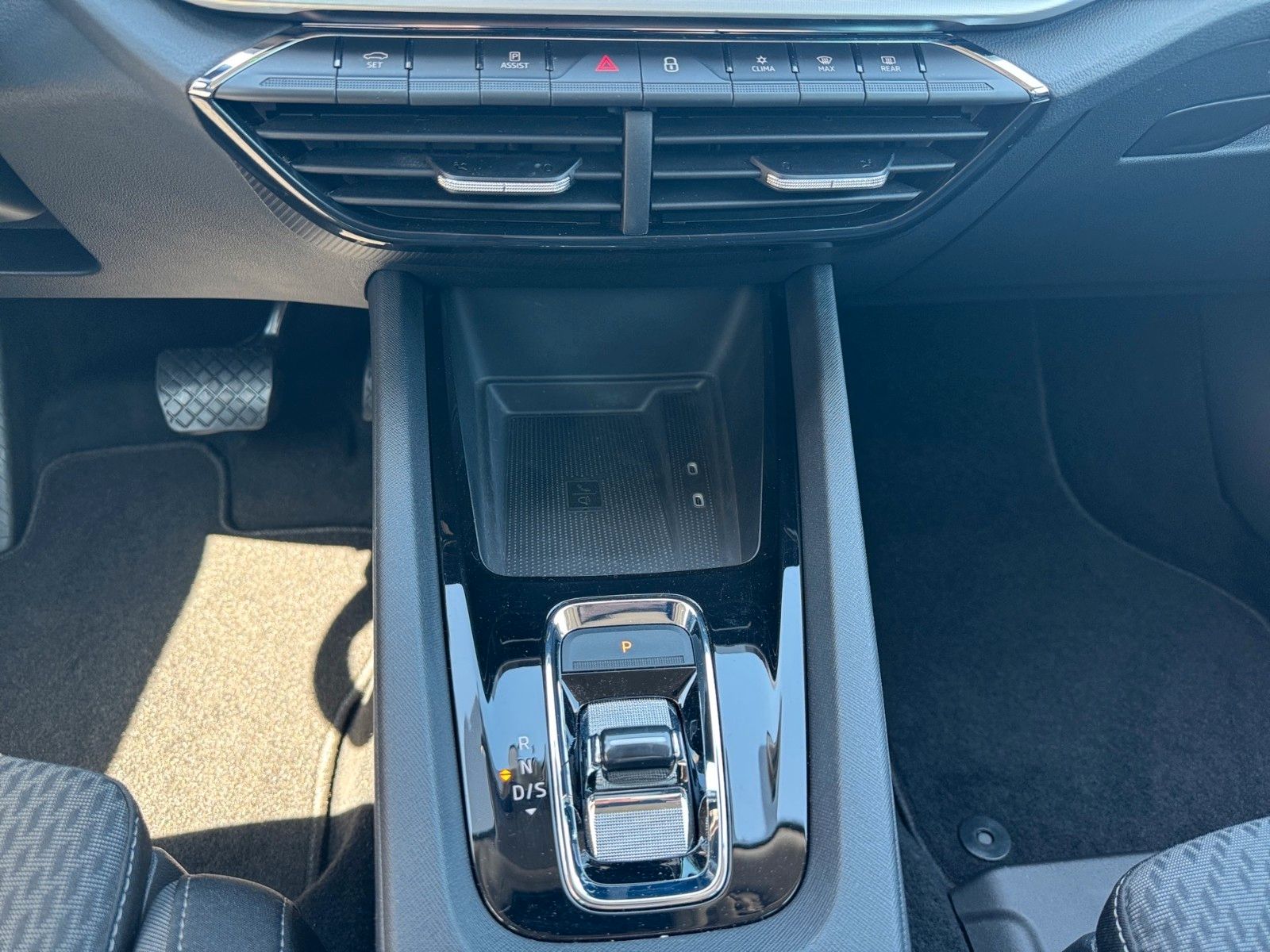 Skoda Octavia Combi Ambition 1.0 eTSI - Samsaru's Car Outlet