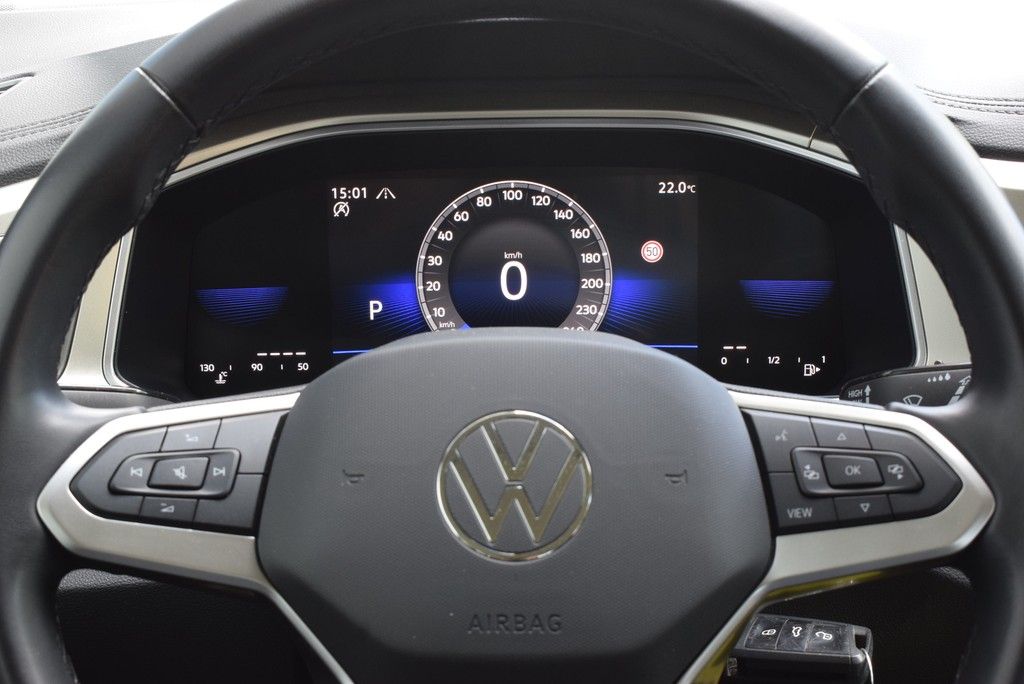 Volkswagen T-Roc 1.5 TSI DSG Move - Samsaru's Car Outlet