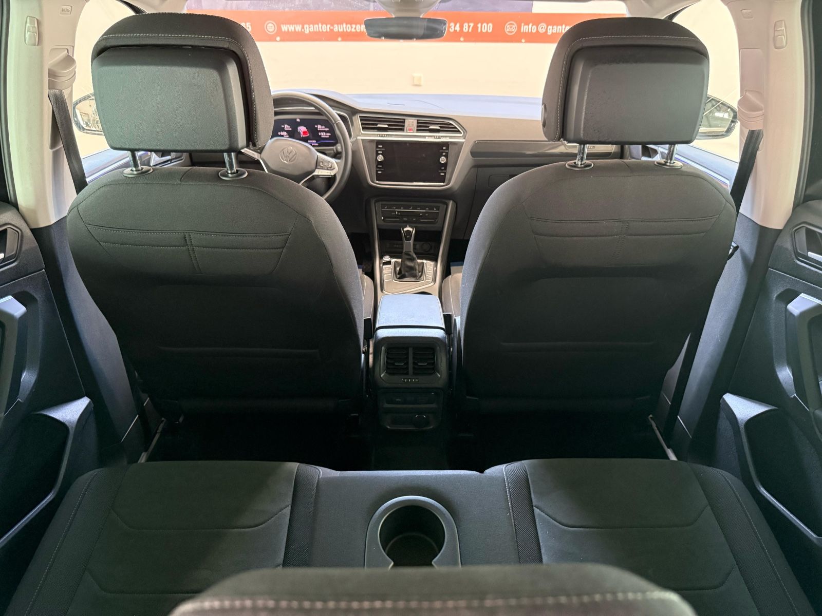 Volkswagen Tiguan Elegance 2.0 TDI DSG - Samsaru's Car Outlet