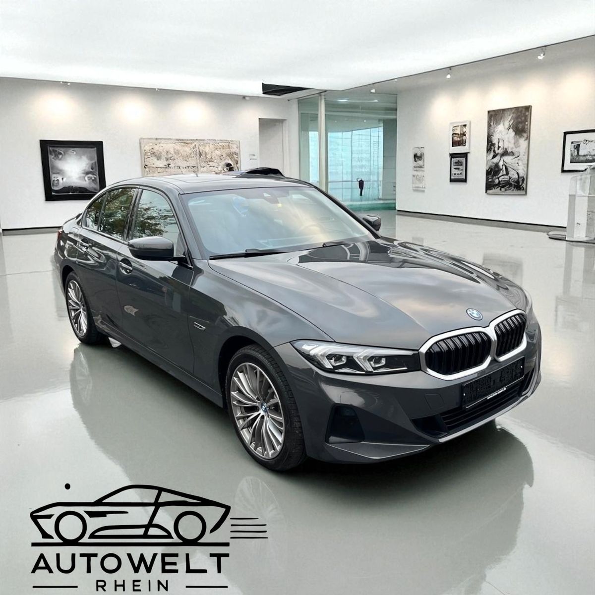 BMW 330e *xDrive*Schiebedach