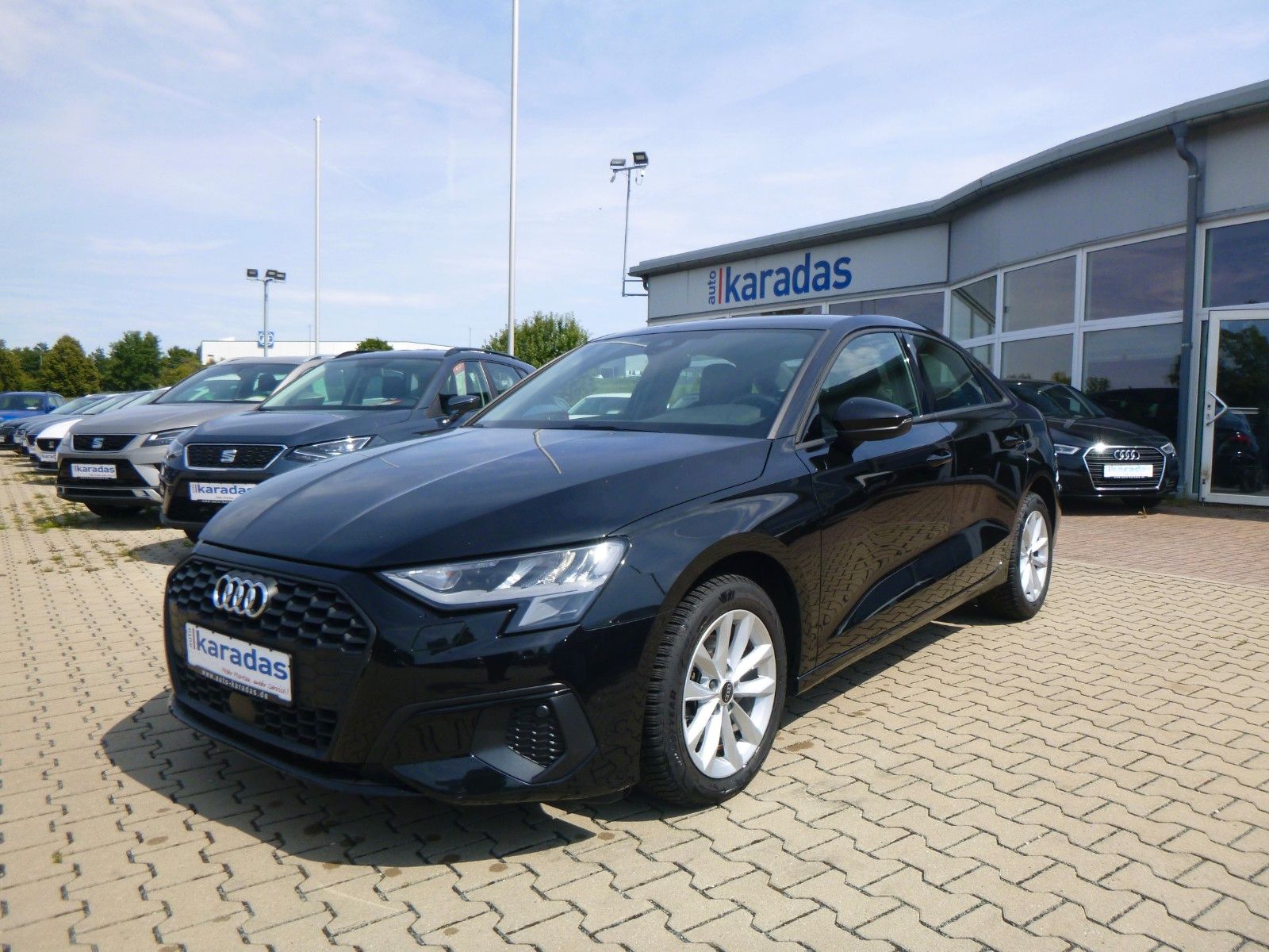 Audi A3 Limo 30 TDI >AUT/NAVI/Sitzheiz/PDC<