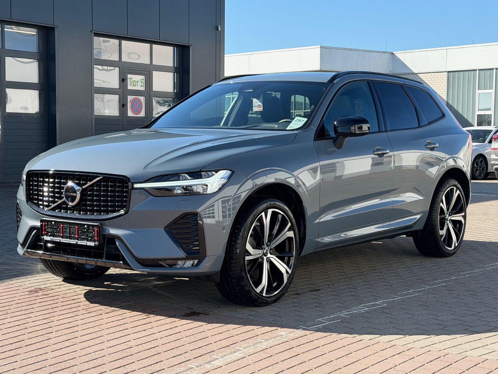 Volvo XC60 B4 B Plus Dark*H&K*360°*PANO*AHK*STHZG*